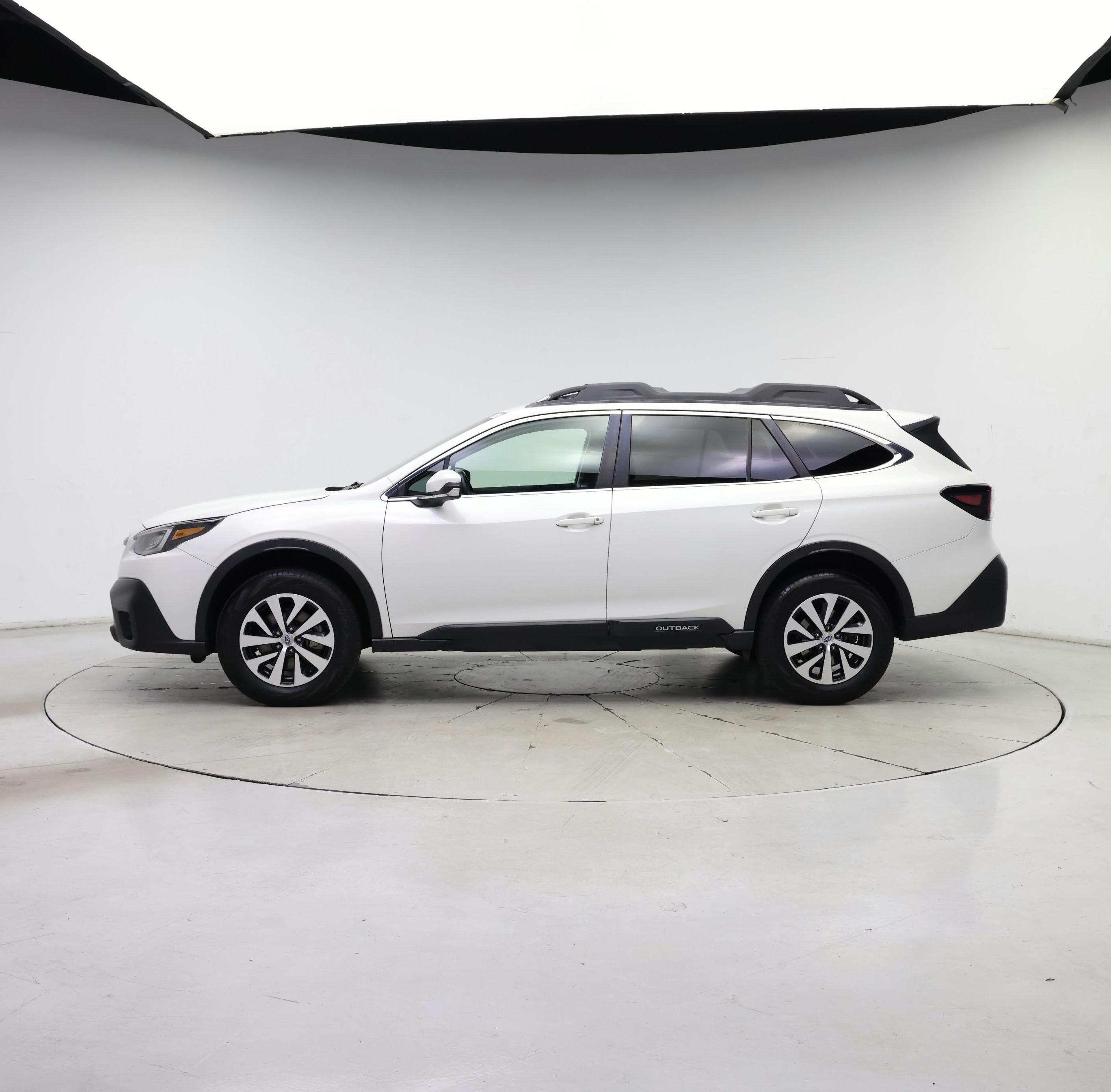Thumbnail: 2021 Subaru Outback - 3
