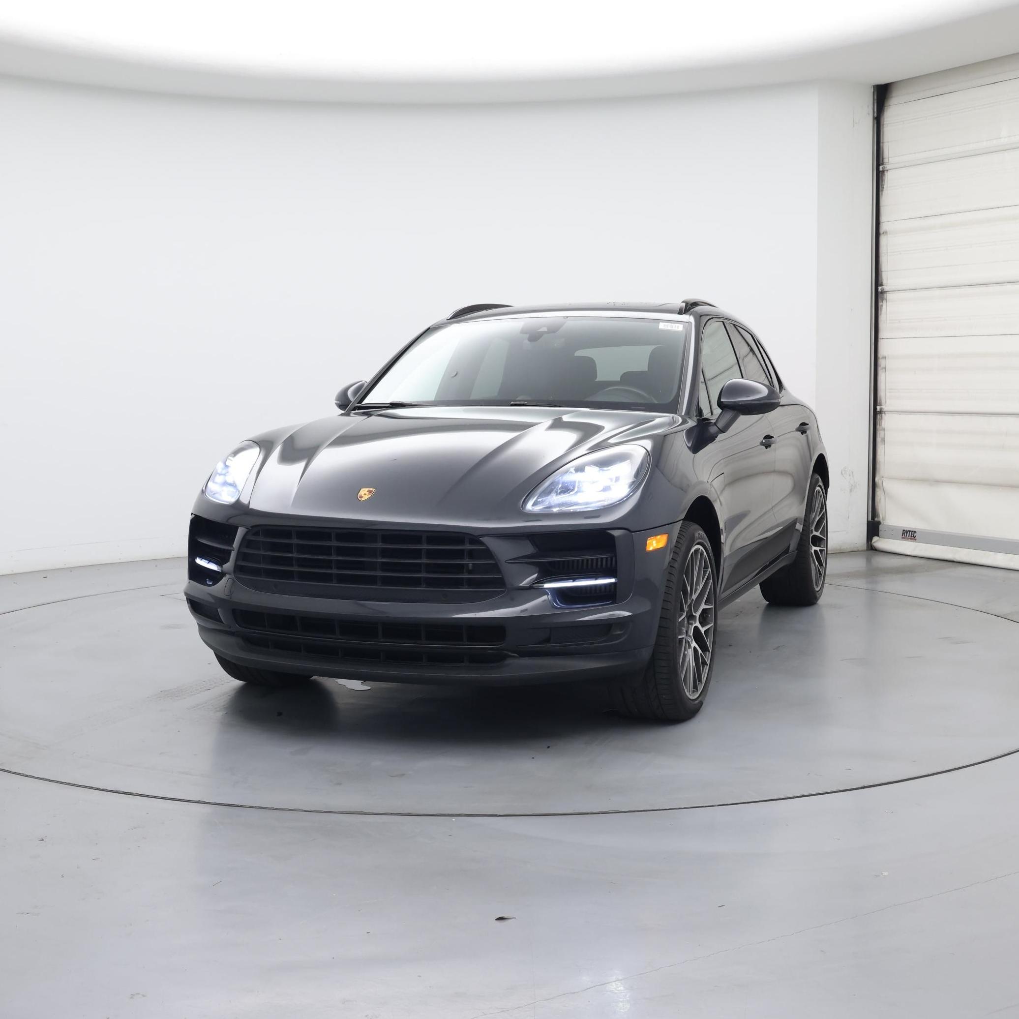 Thumbnail: 2020 Porsche Macan - 4