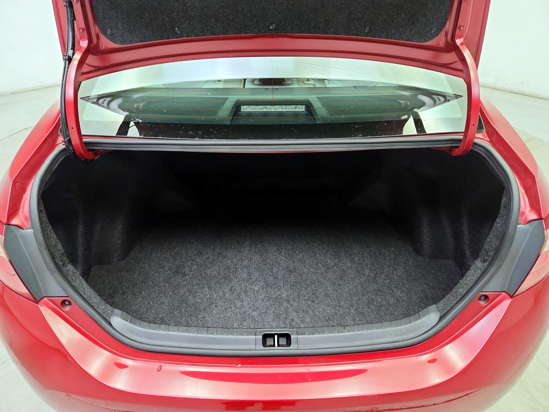Thumbnail: 2019 Toyota Corolla - 20