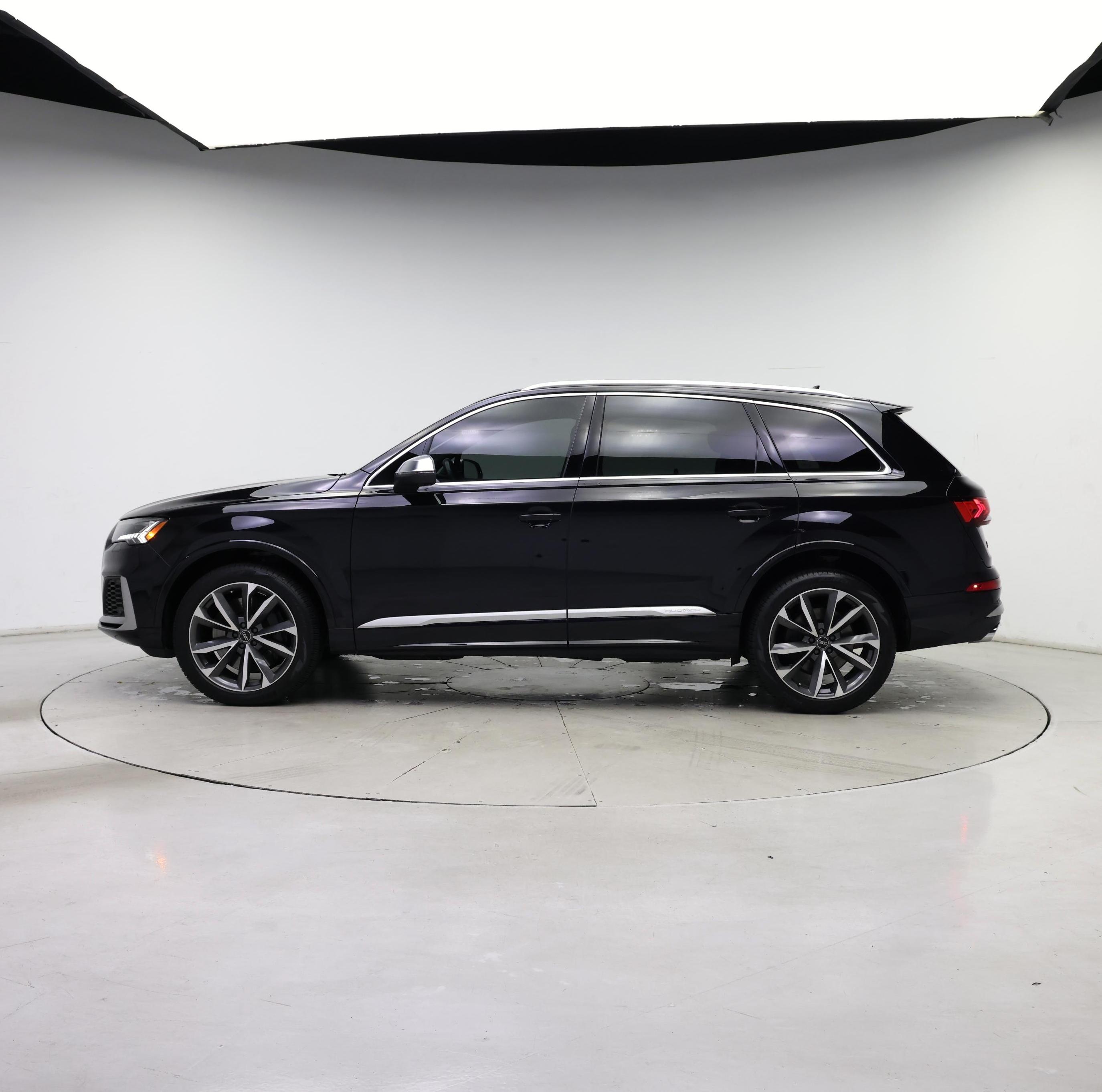 Thumbnail: 2021 Audi SQ7 - 3