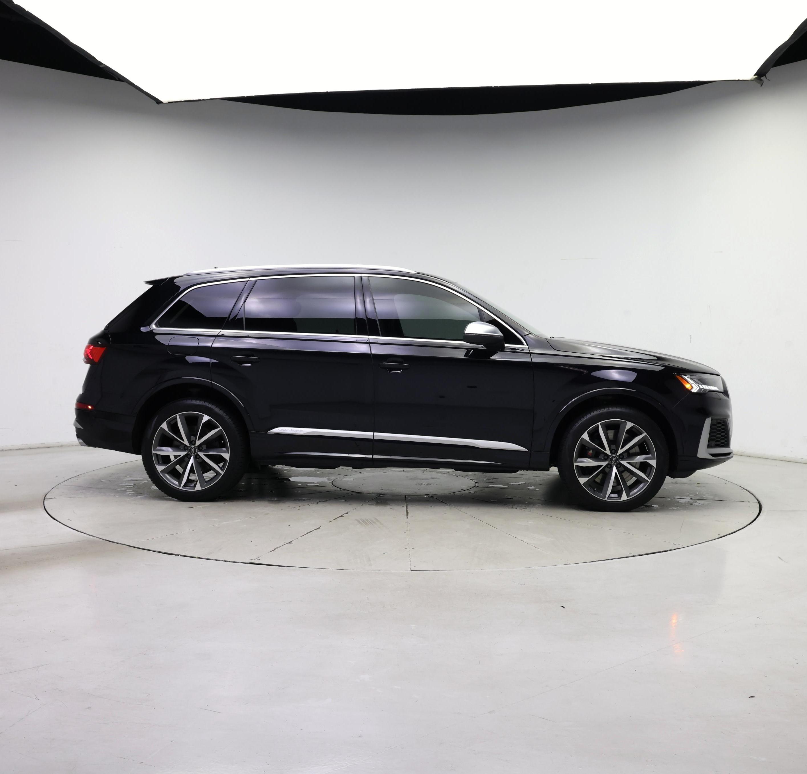 Thumbnail: 2021 Audi SQ7 - 7