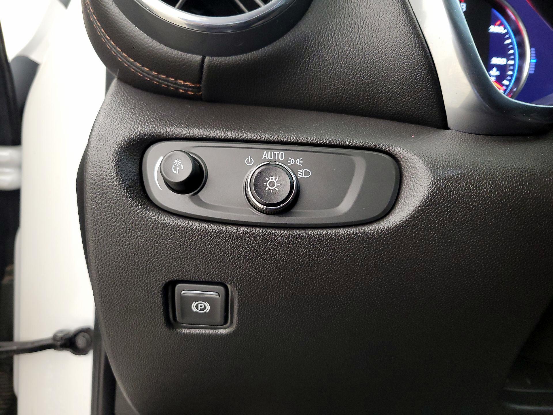 Thumbnail: 2022 Chevrolet Blazer - 13