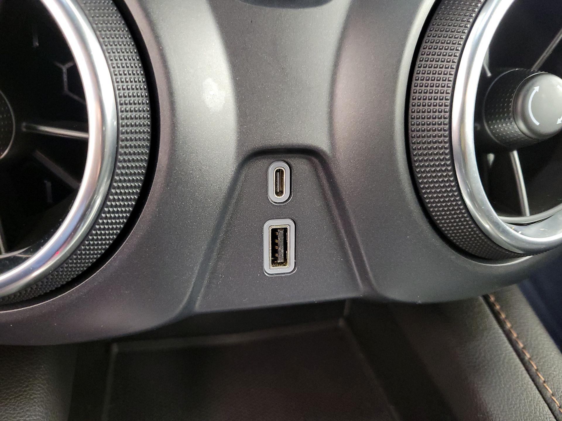 Thumbnail: 2022 Chevrolet Blazer - 19