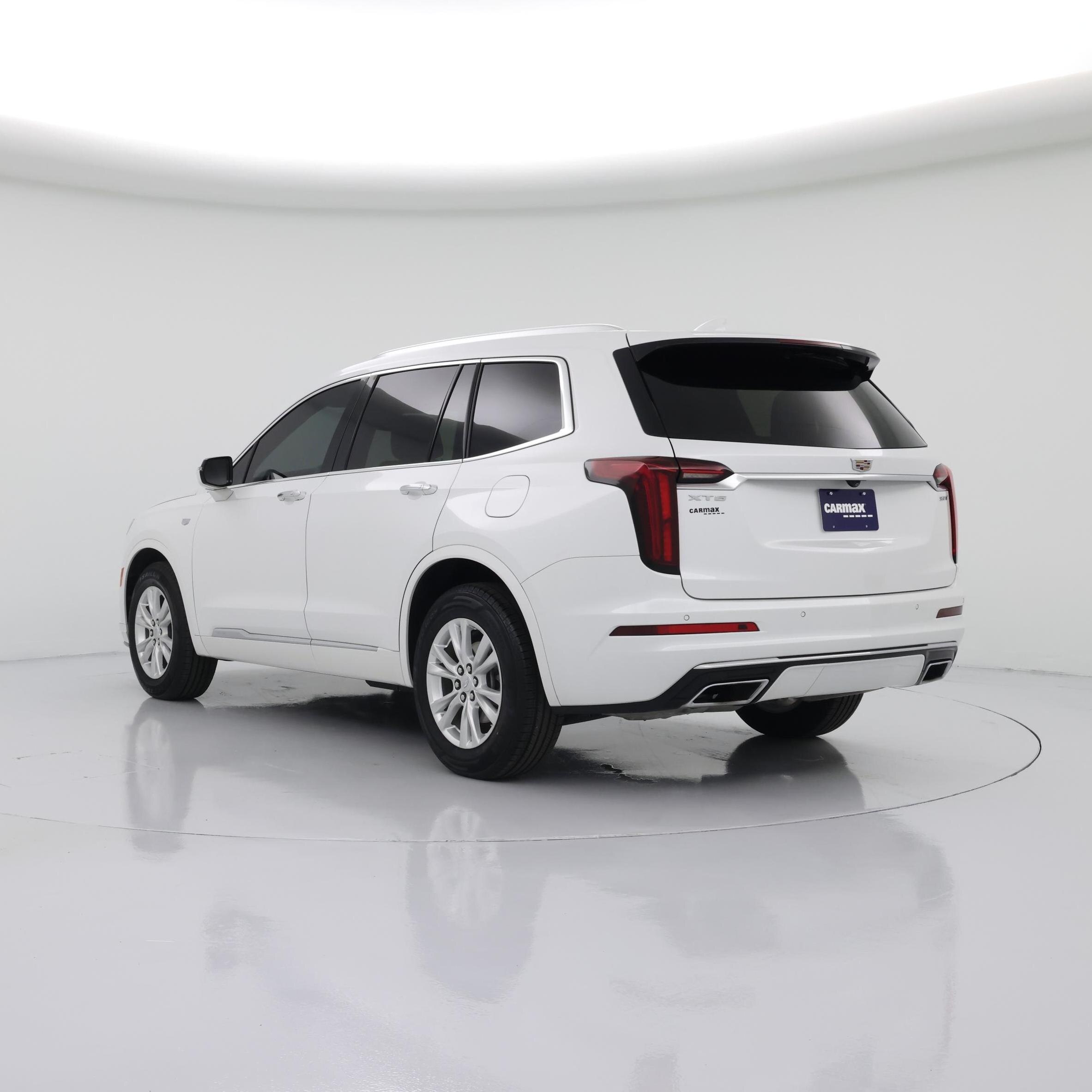 Thumbnail: 2022 Cadillac XT6 - 2