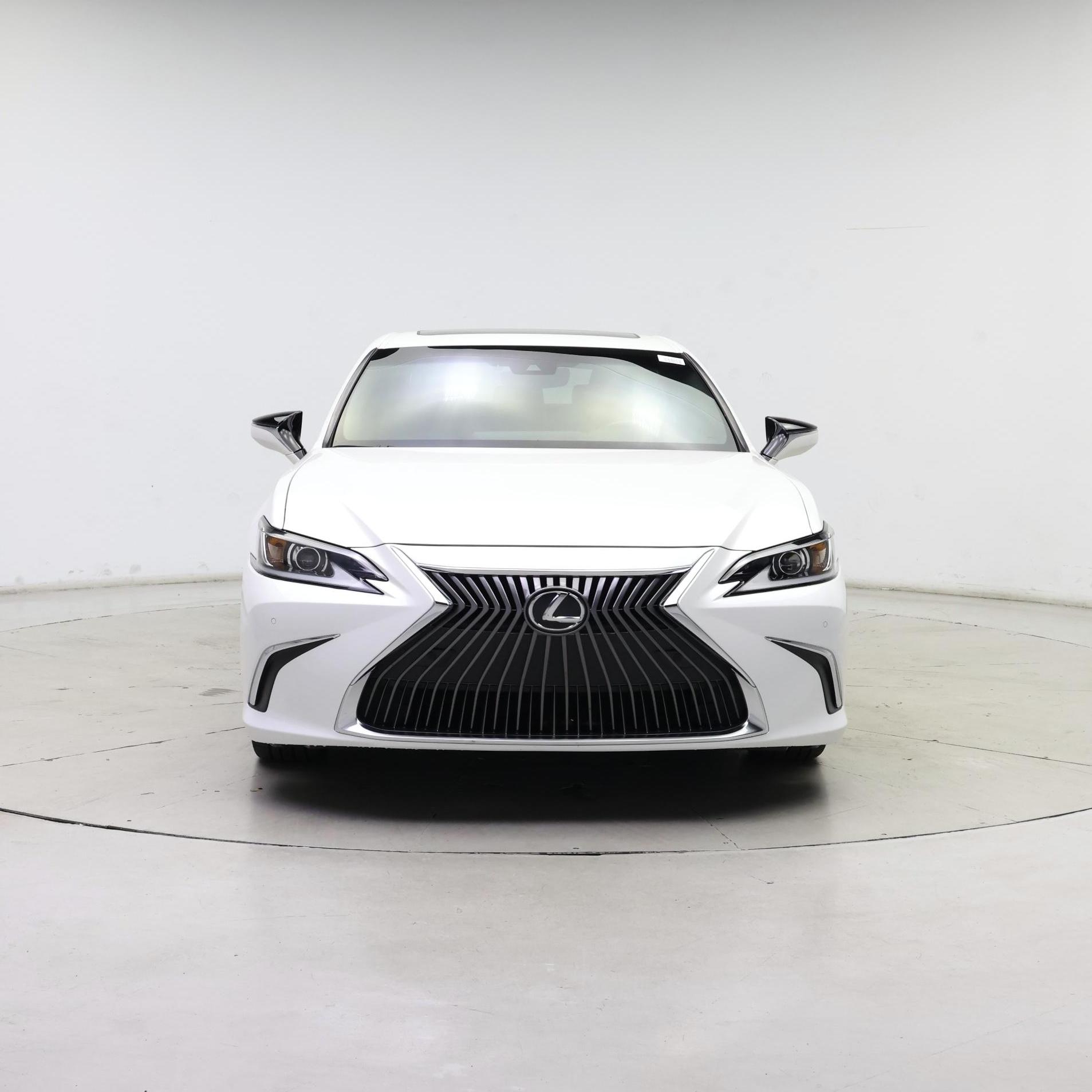 Thumbnail: 2021 Lexus ES - 5