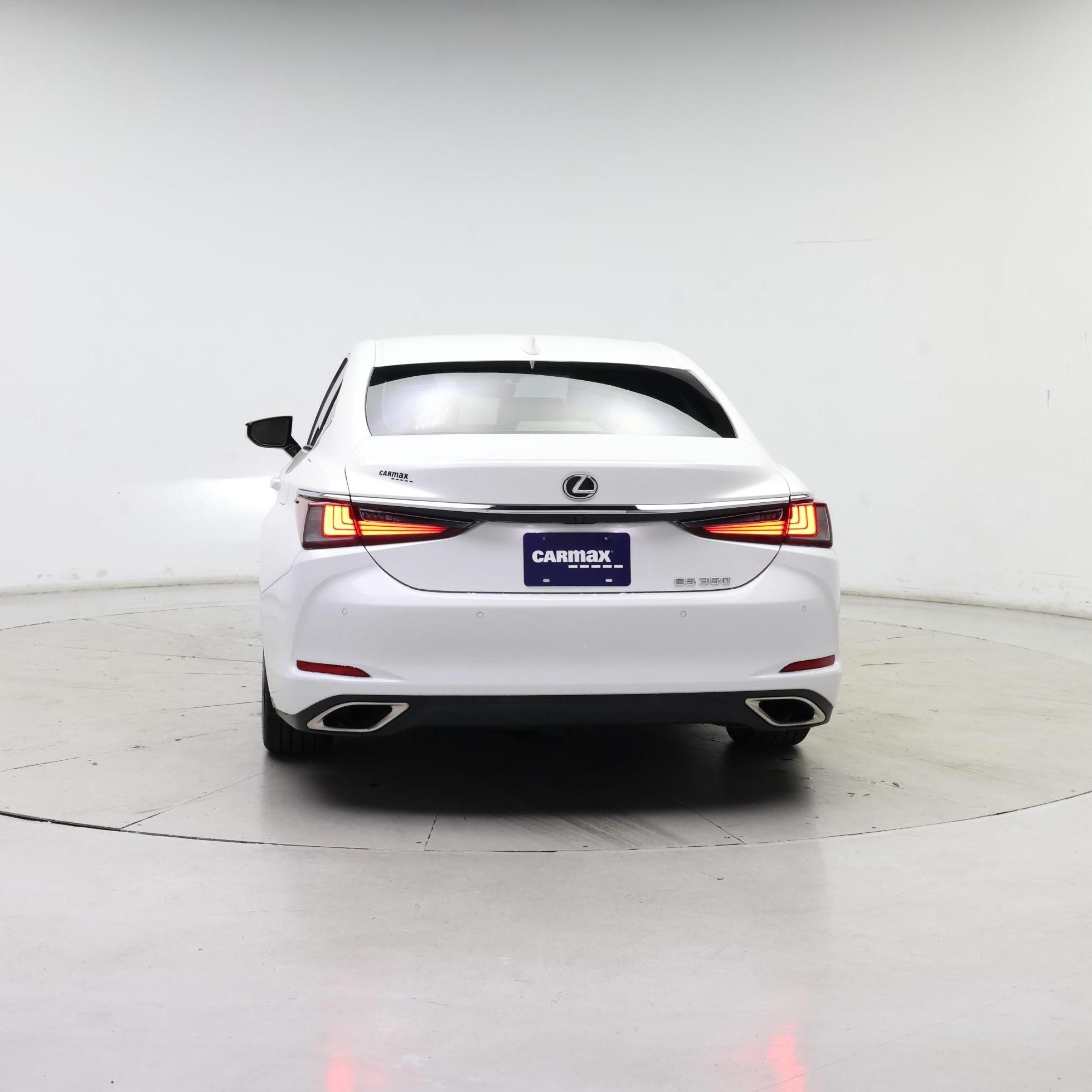 Thumbnail: 2021 Lexus ES - 6