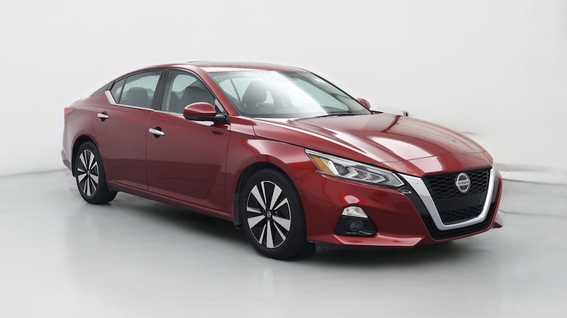 2020 Nissan Altima SL Hero Image