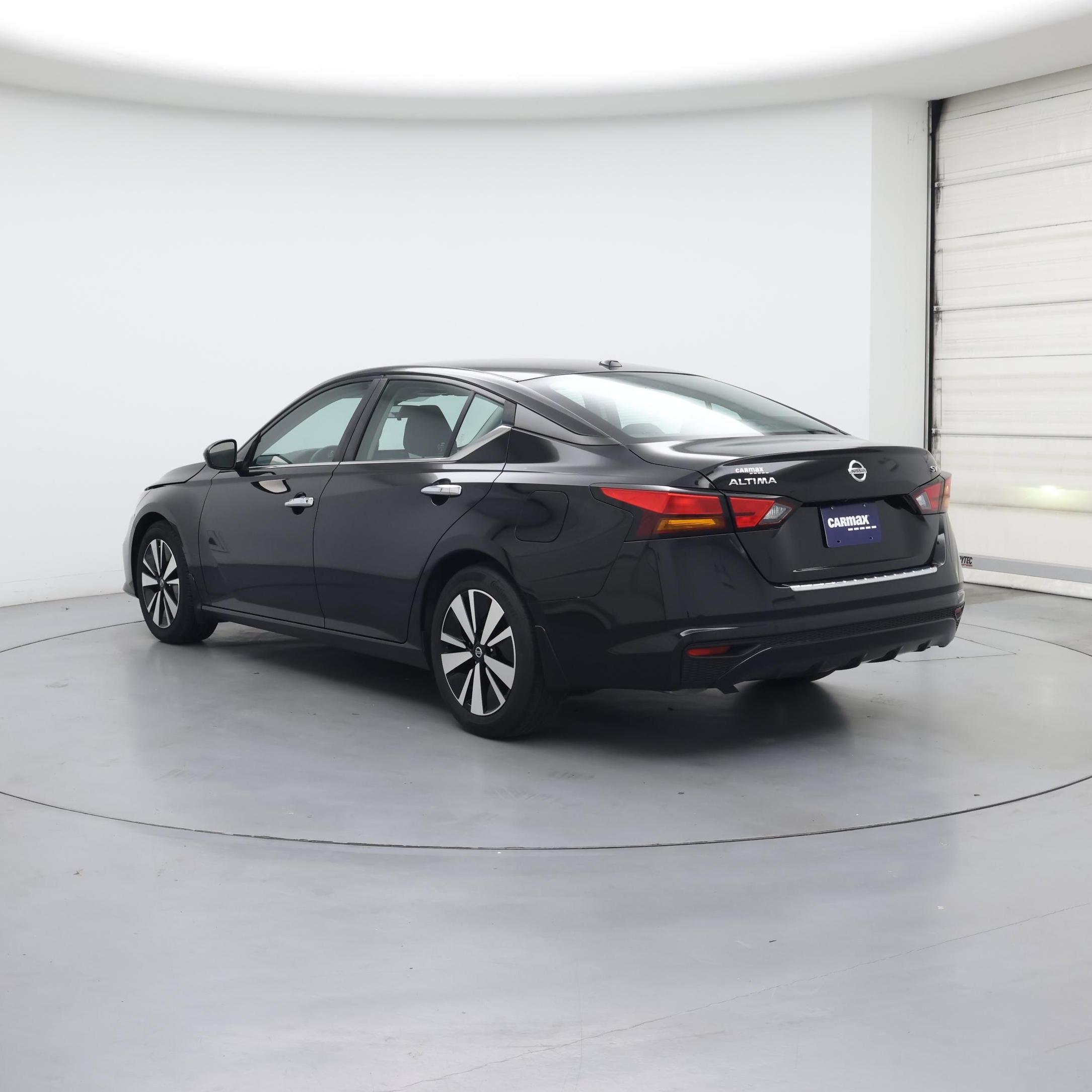 Thumbnail: 2022 Nissan Altima - 2