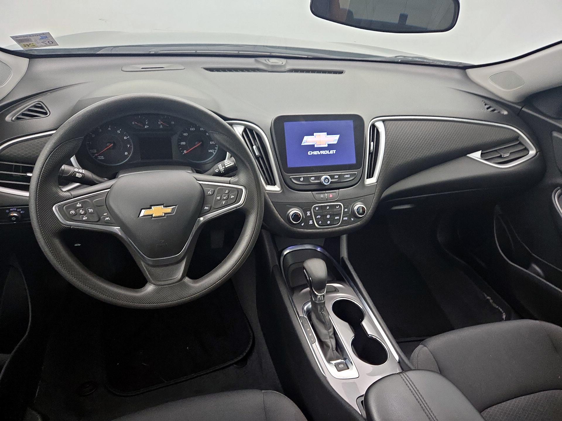 Thumbnail: 2023 Chevrolet Malibu - 9