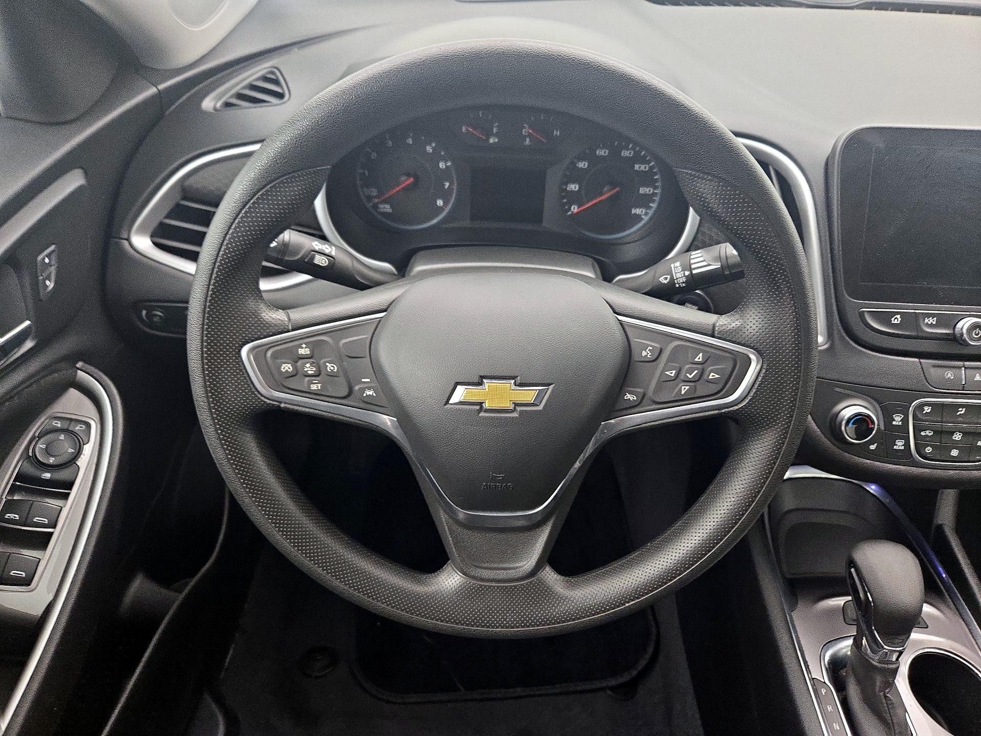 Thumbnail: 2023 Chevrolet Malibu - 10