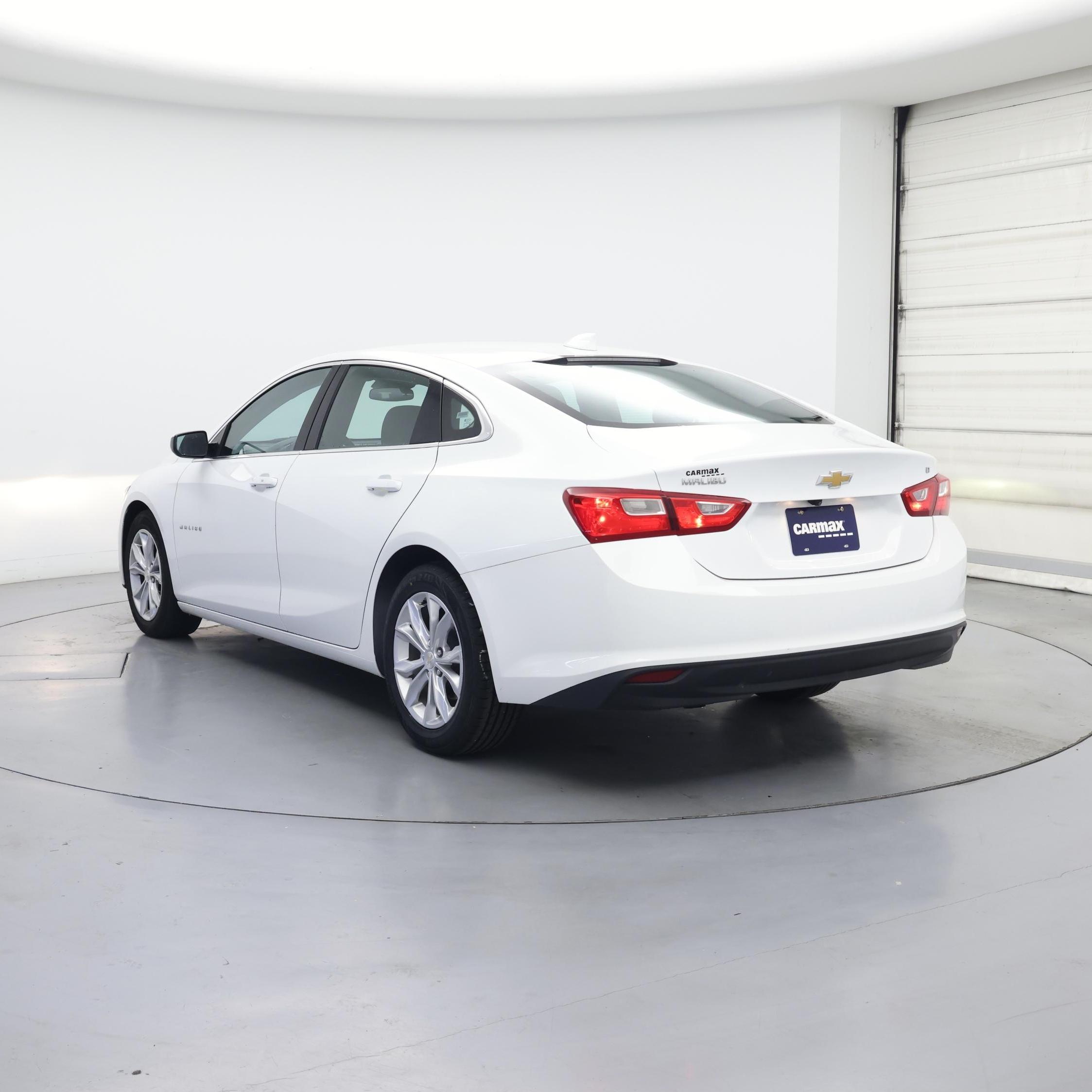 Thumbnail: 2023 Chevrolet Malibu - 2