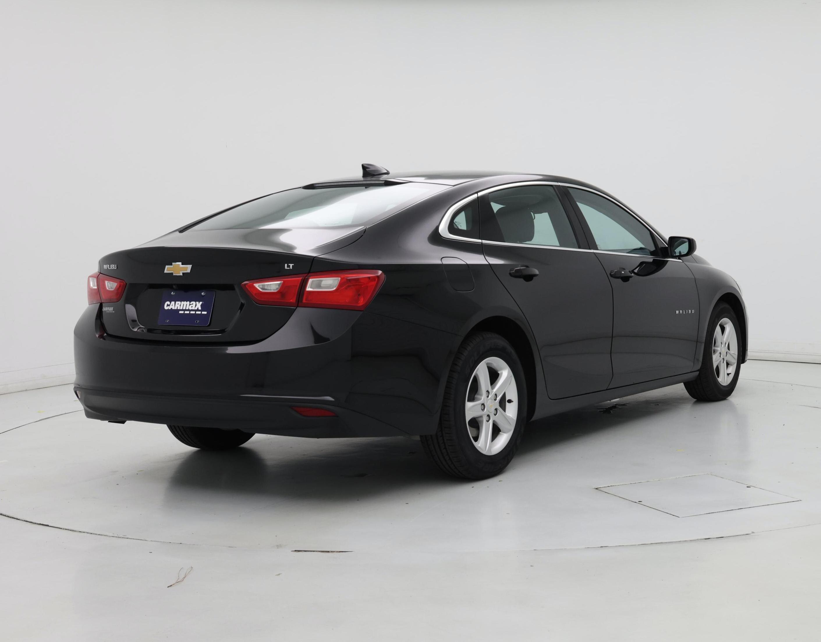 Thumbnail: 2023 Chevrolet Malibu - 8