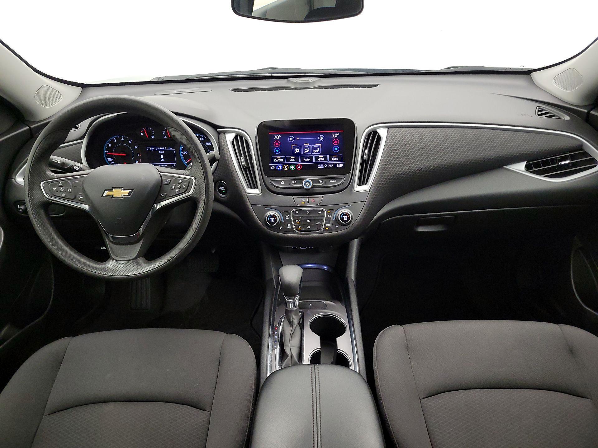 Thumbnail: 2023 Chevrolet Malibu - 9
