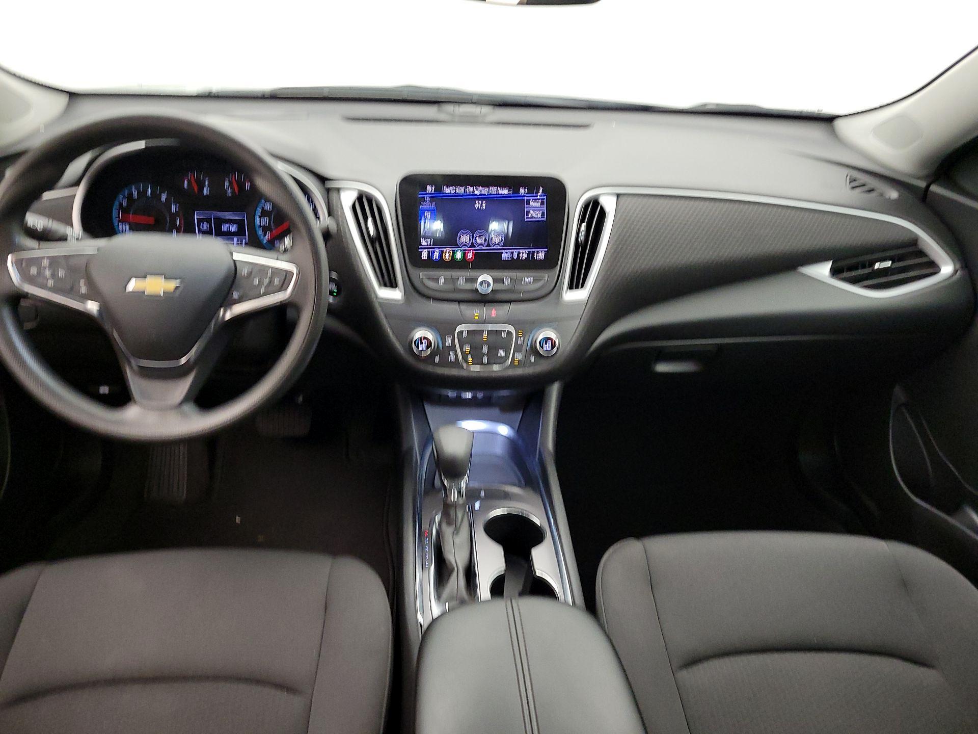 Thumbnail: 2023 Chevrolet Malibu - 9