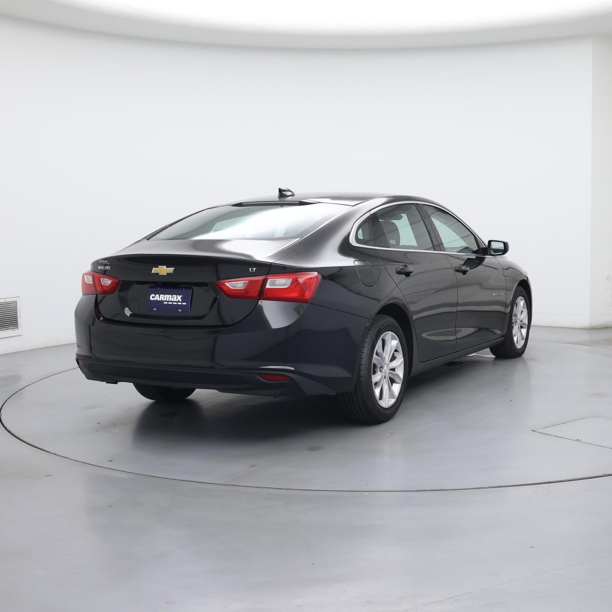 Thumbnail: 2023 Chevrolet Malibu - 8