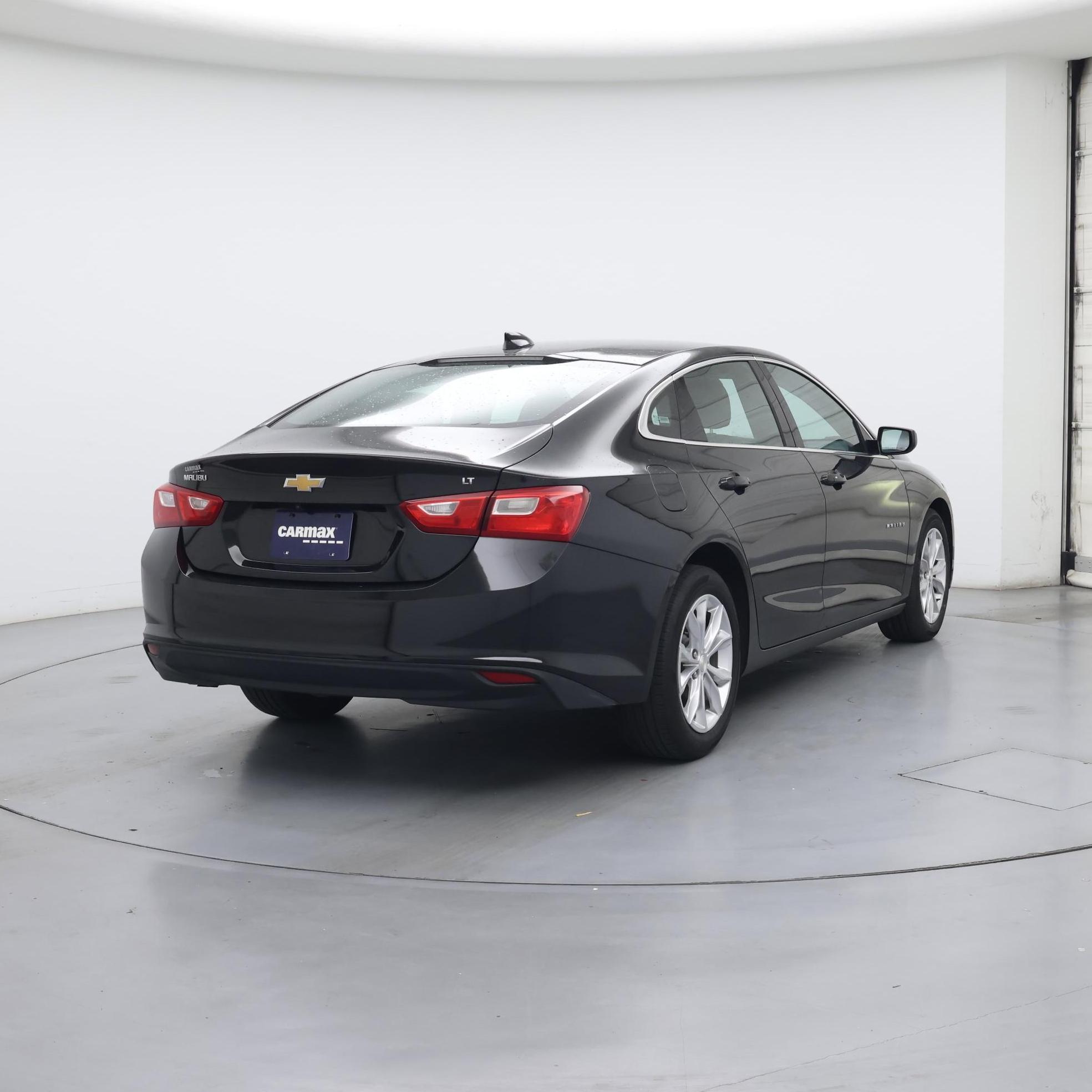 Thumbnail: 2023 Chevrolet Malibu - 8