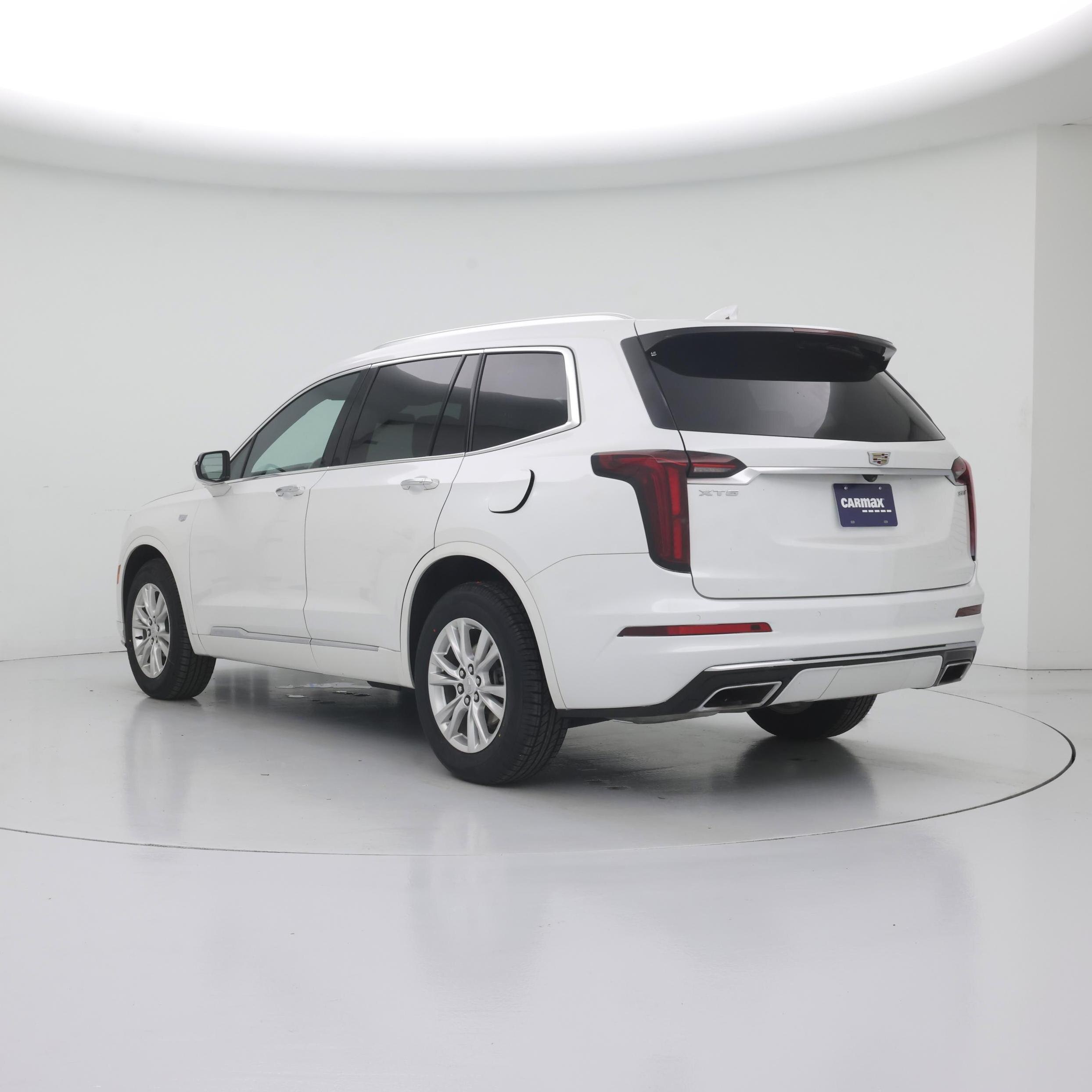 Thumbnail: 2022 Cadillac XT6 - 2