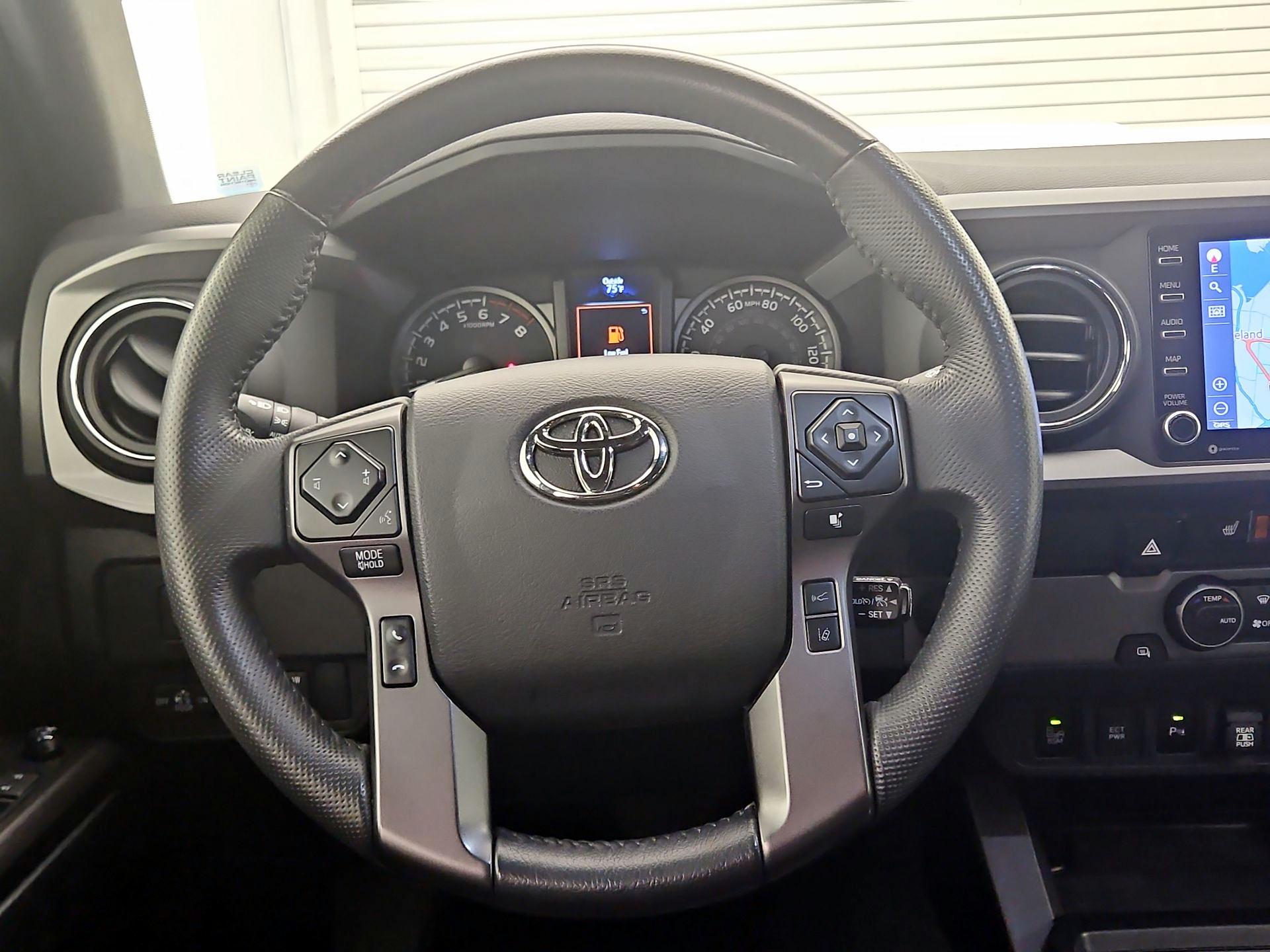 Thumbnail: 2021 Toyota Tacoma - 10