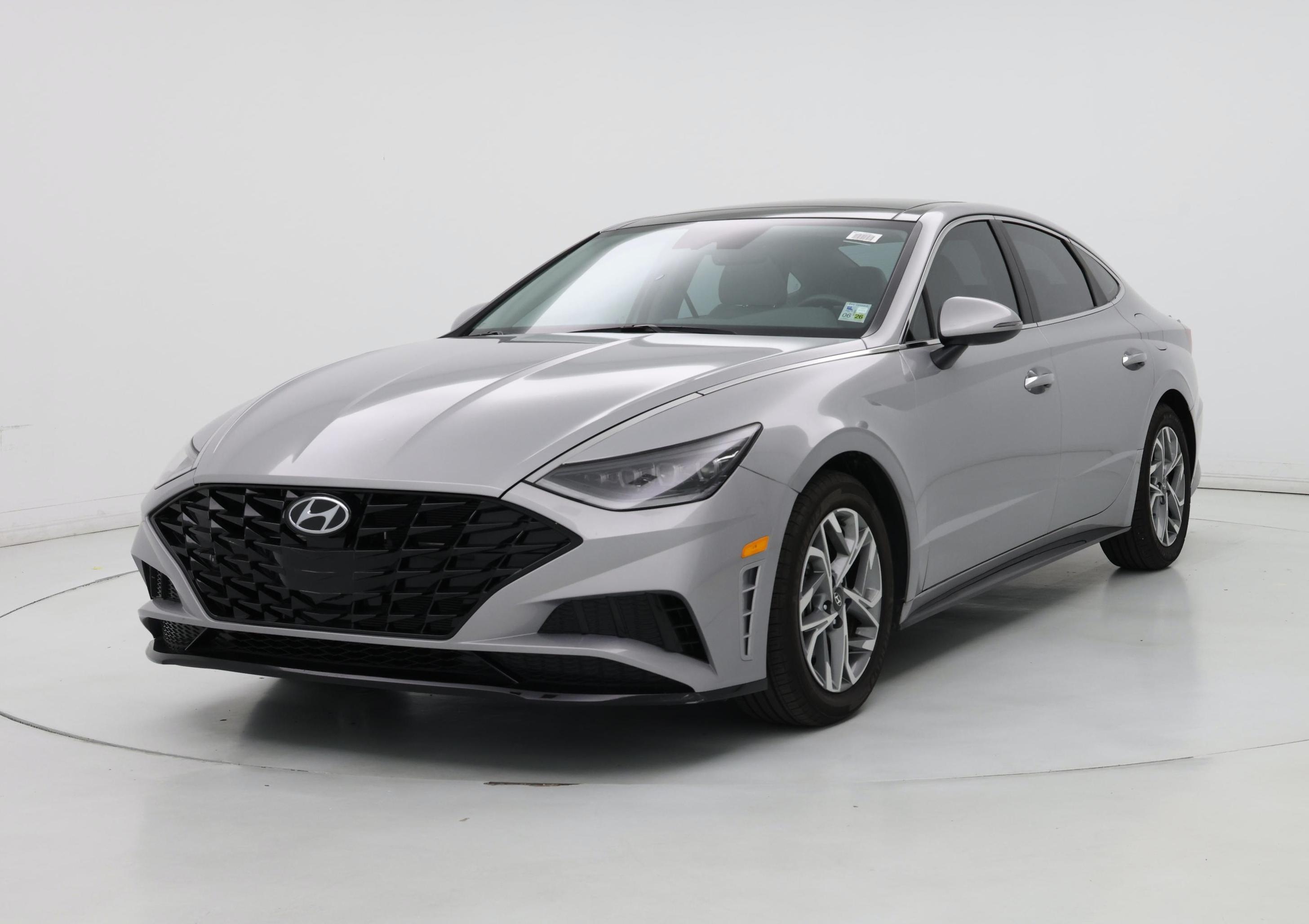 Thumbnail: 2023 Hyundai Sonata - 4