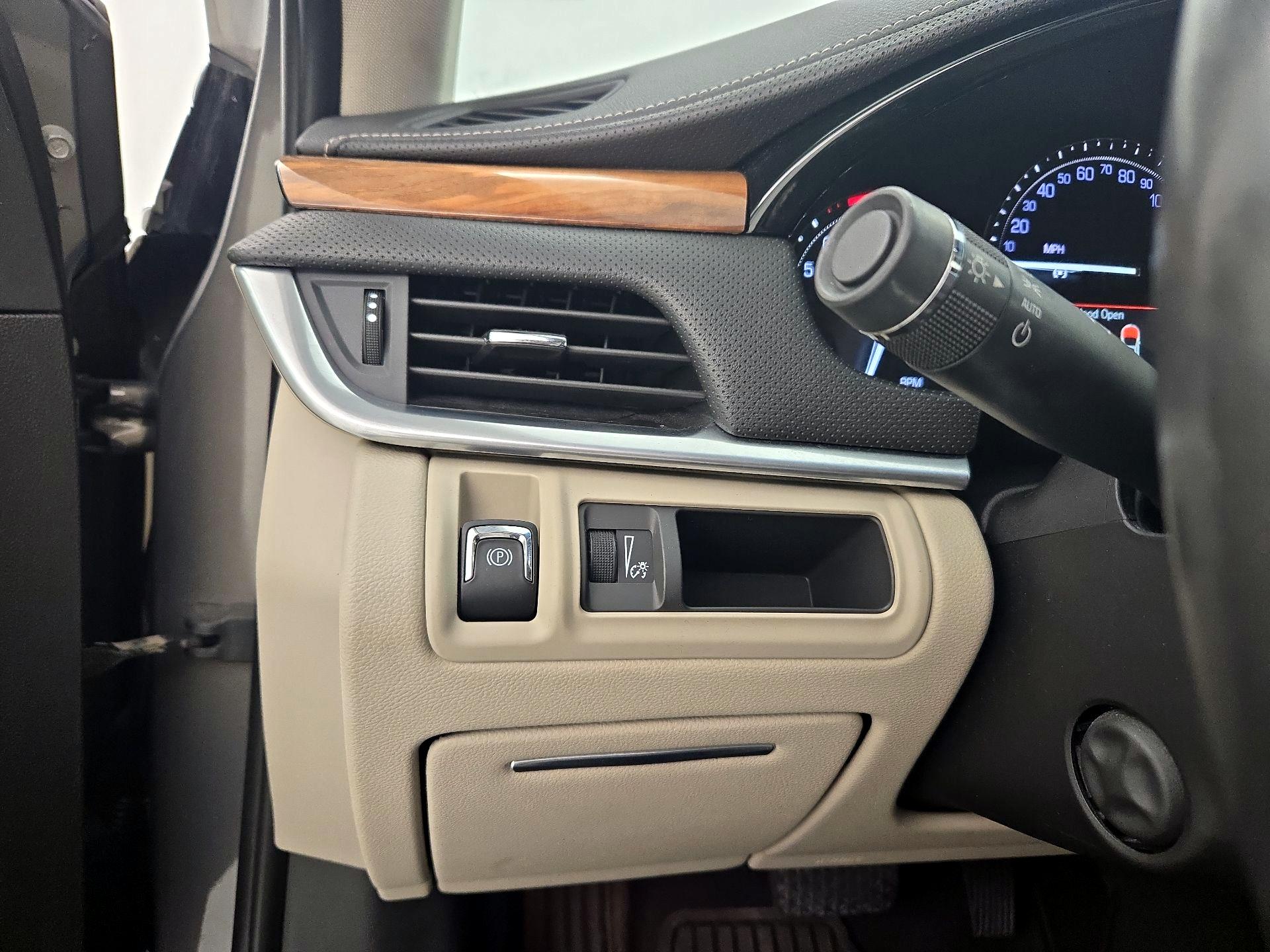 Thumbnail: 2019 Cadillac XTS - 13