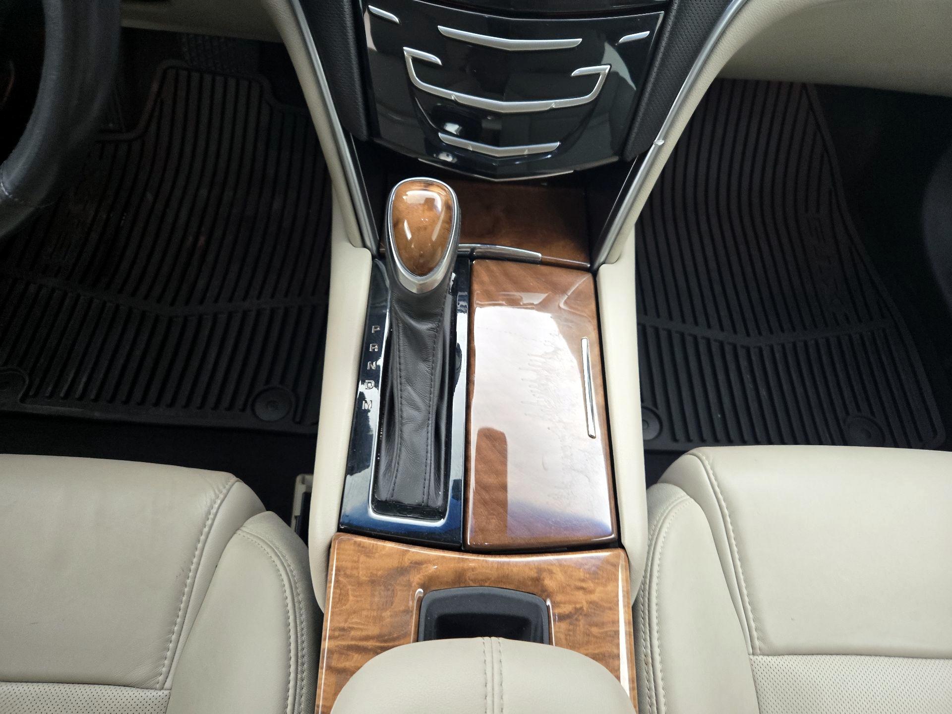 Thumbnail: 2019 Cadillac XTS - 18