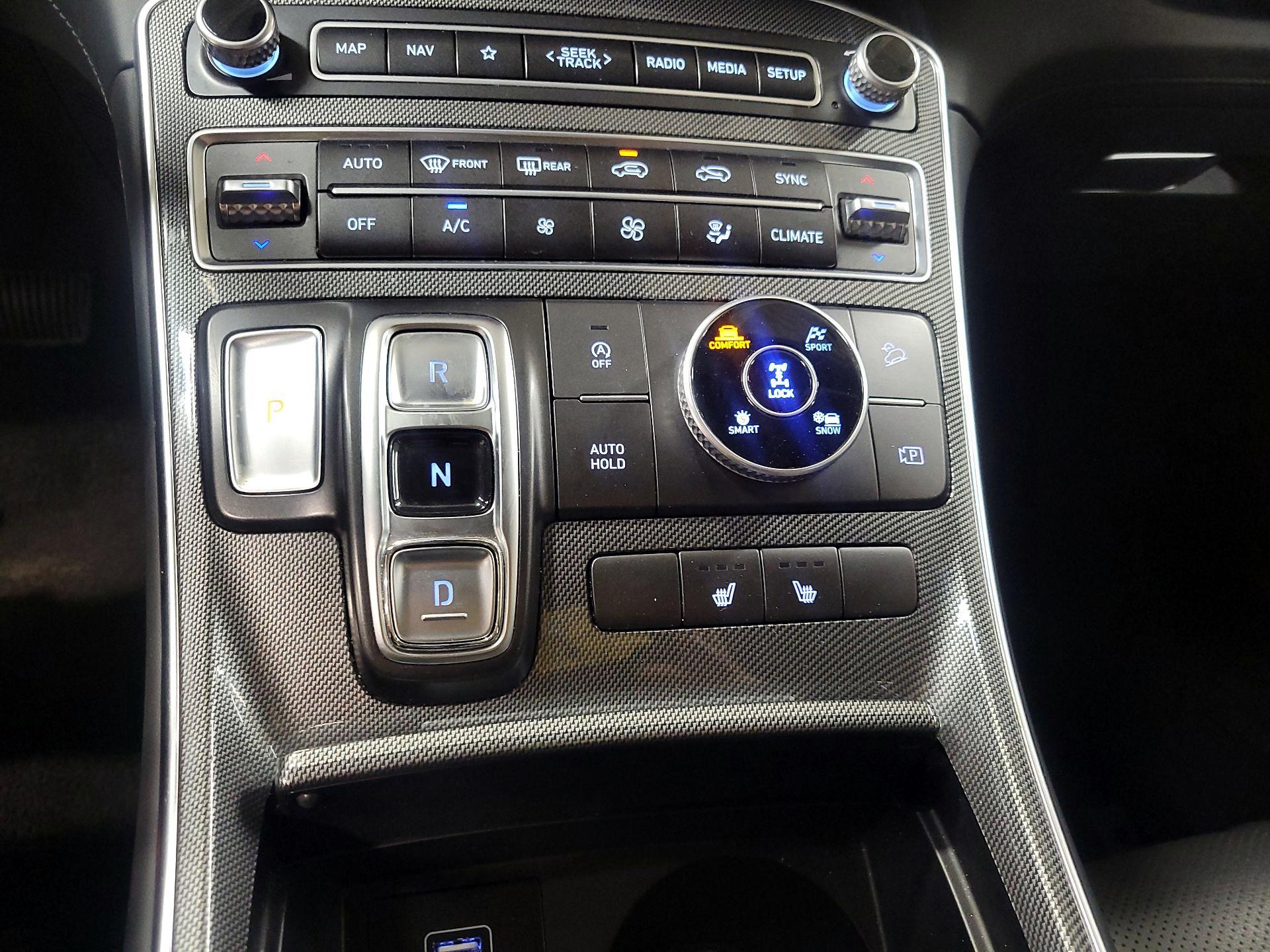 Thumbnail: 2023 Hyundai Santa Fe - 17