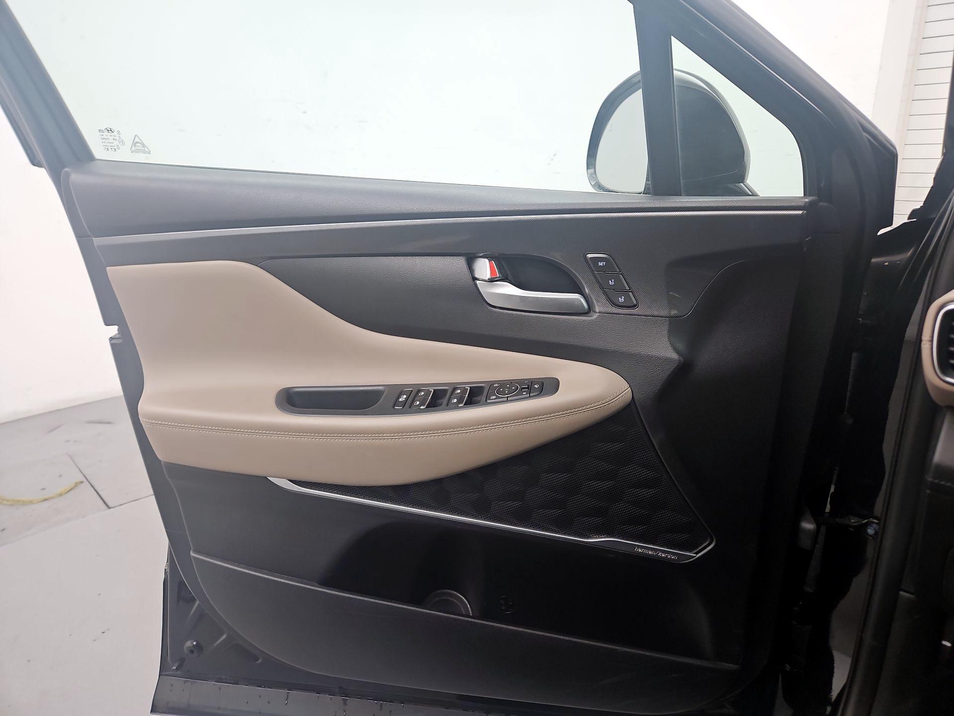 Thumbnail: 2022 Hyundai Santa Fe - 12