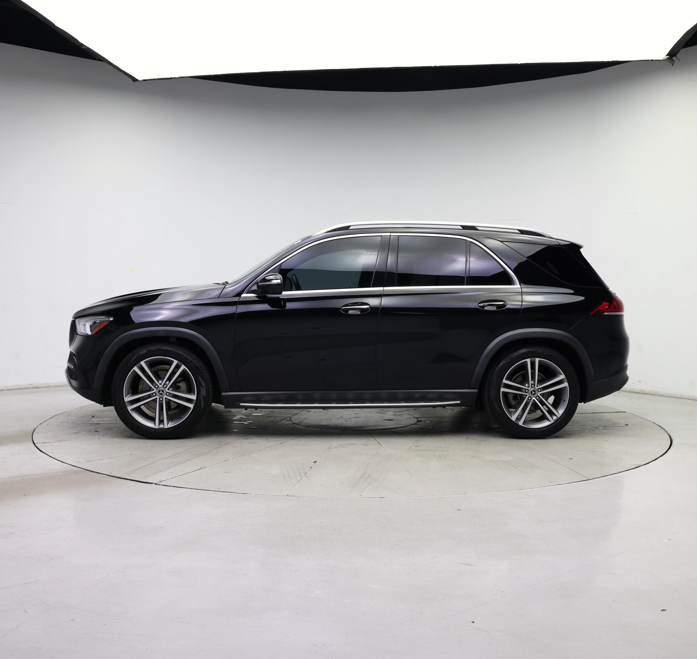 Thumbnail: 2021 Mercedes-Benz GLE - 3