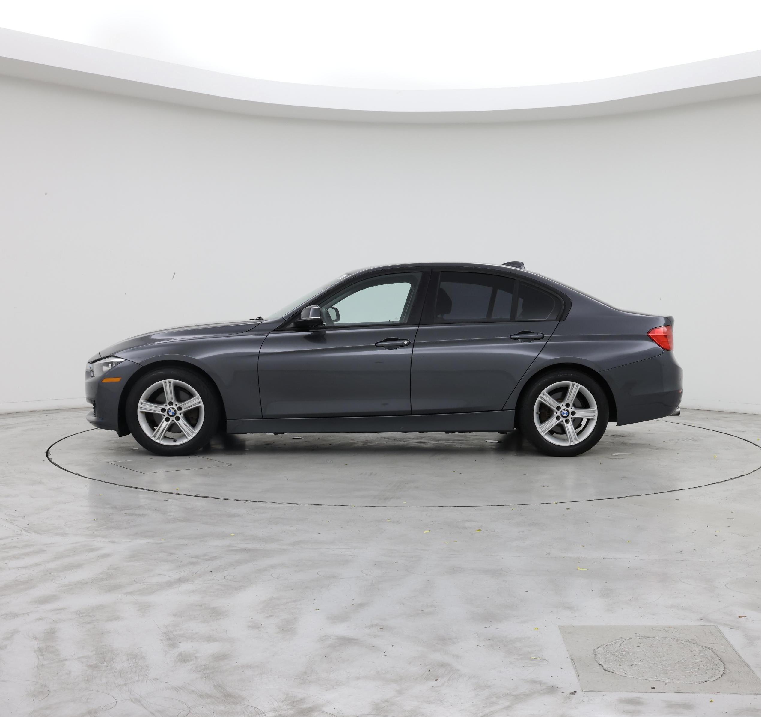 Thumbnail: 2014 BMW 3 Series - 3