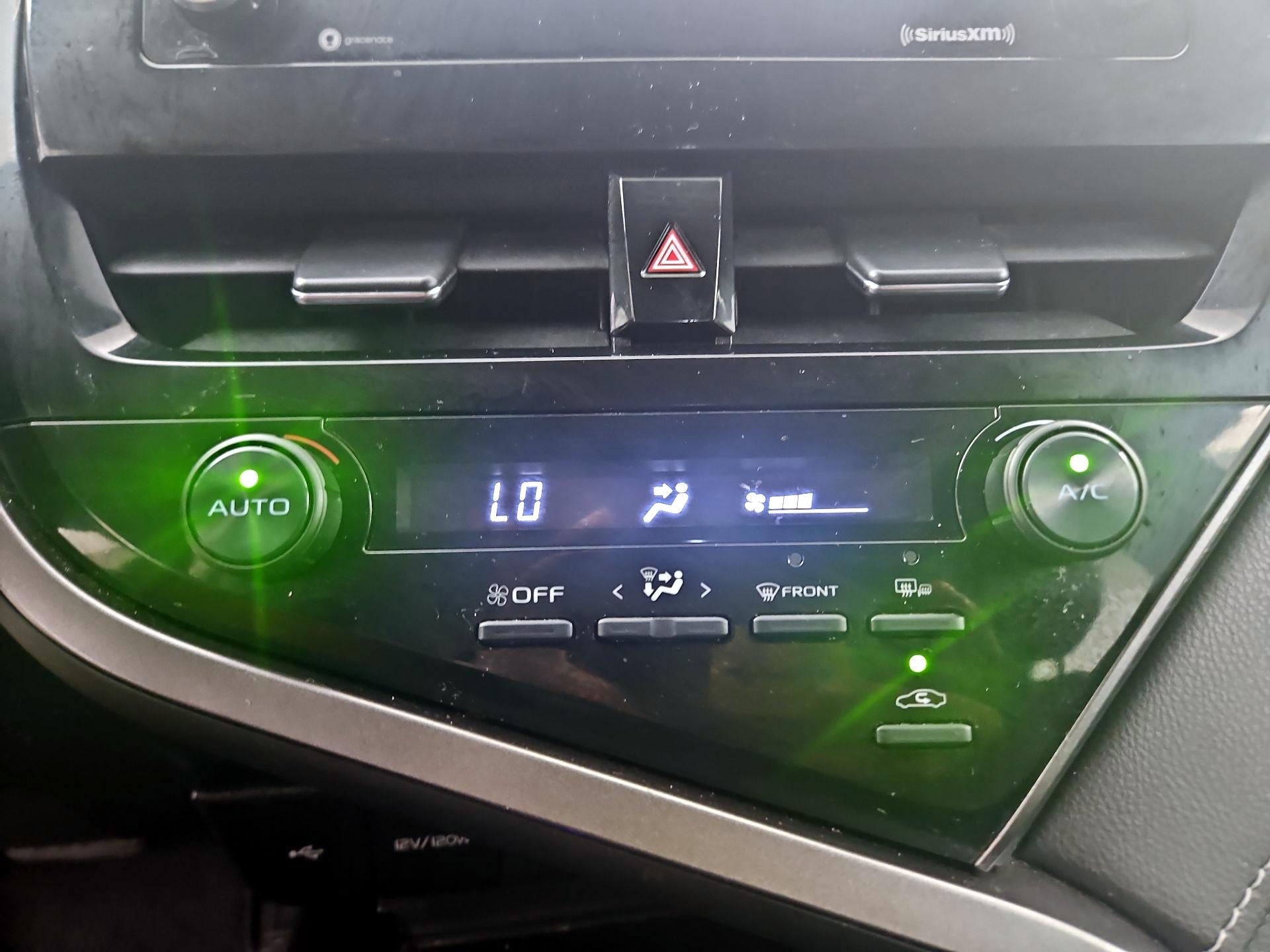 Thumbnail: 2021 Toyota Camry - 14