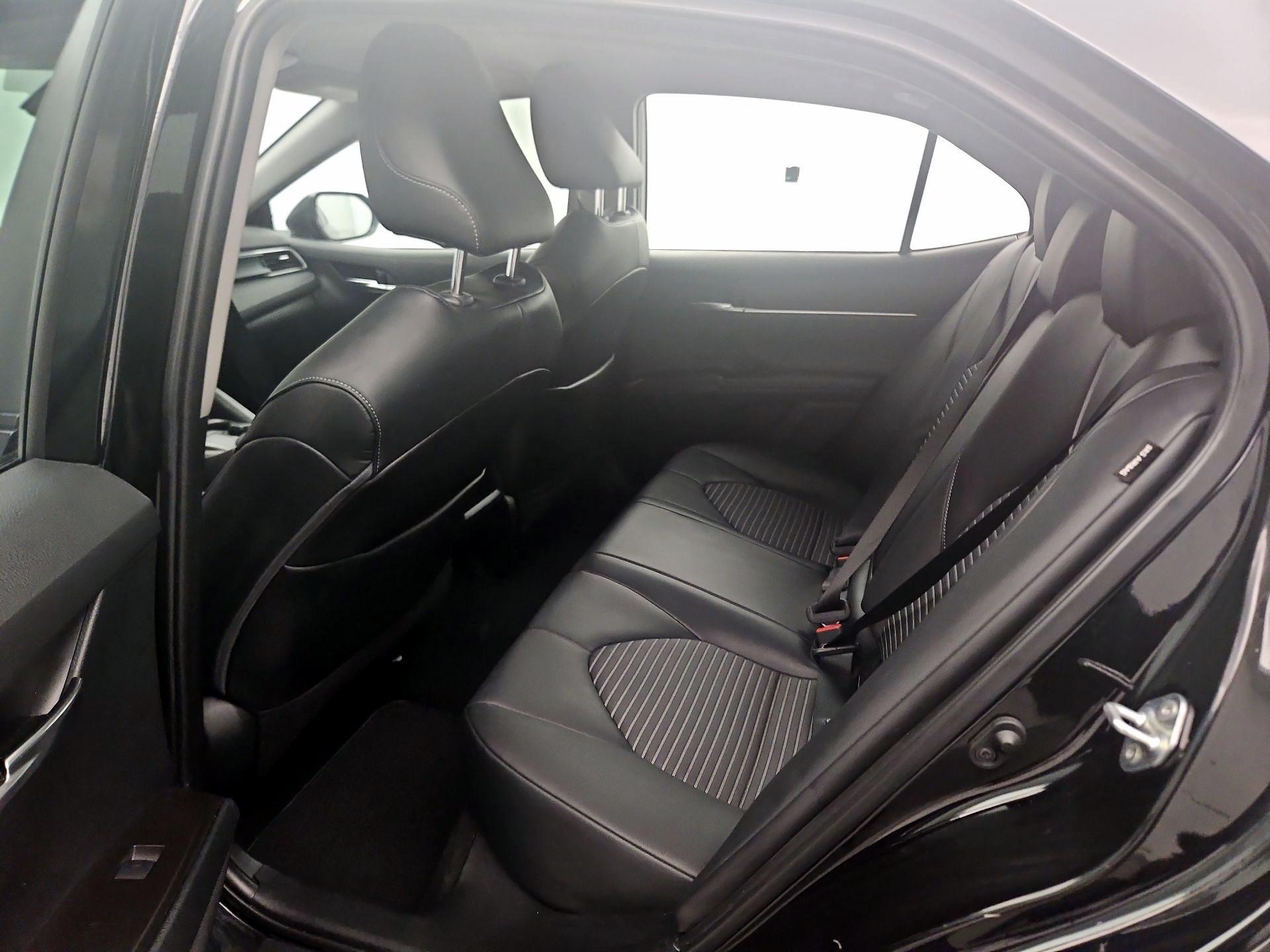 Thumbnail: 2021 Toyota Camry - 17