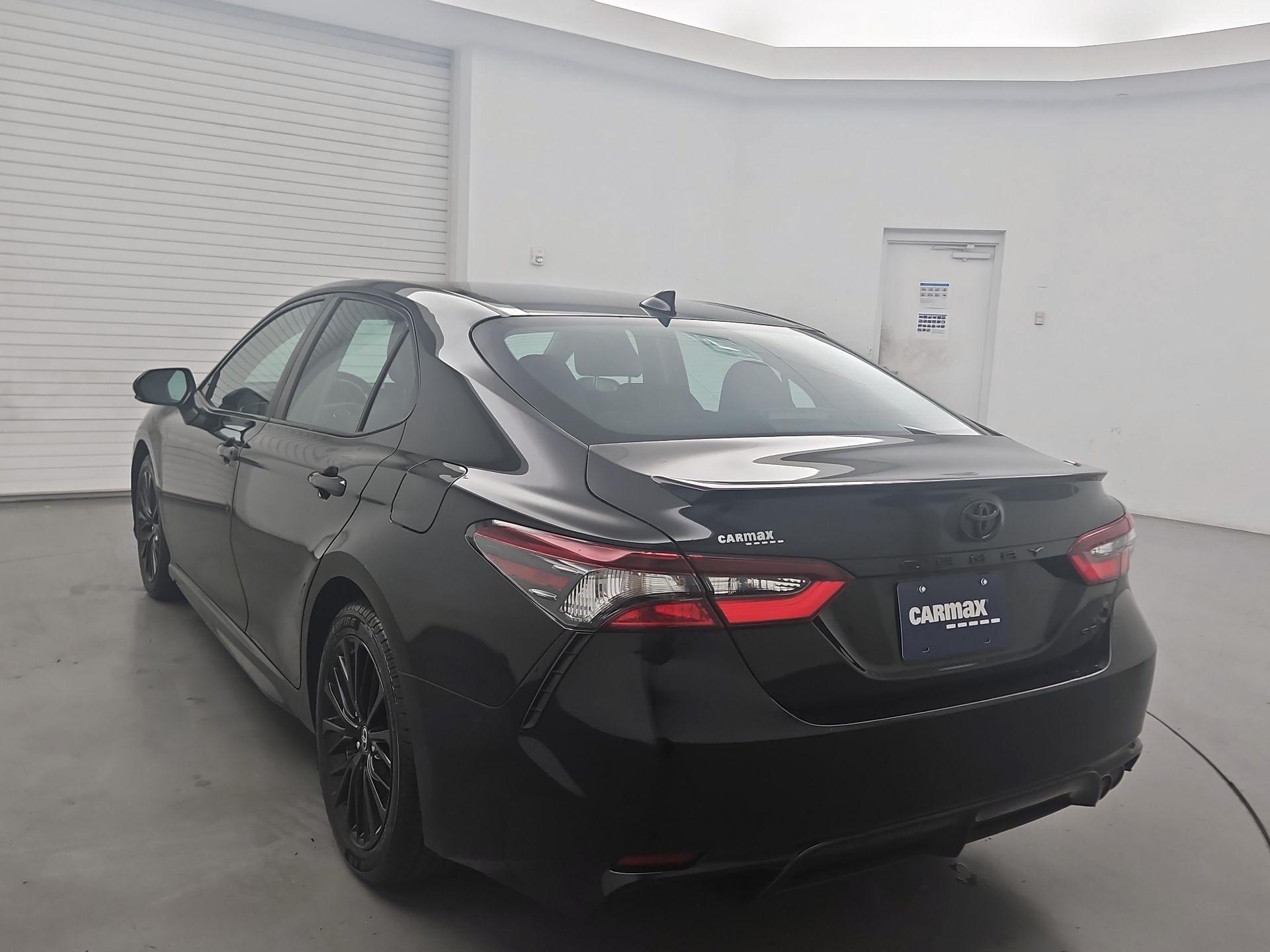 Thumbnail: 2021 Toyota Camry - 7
