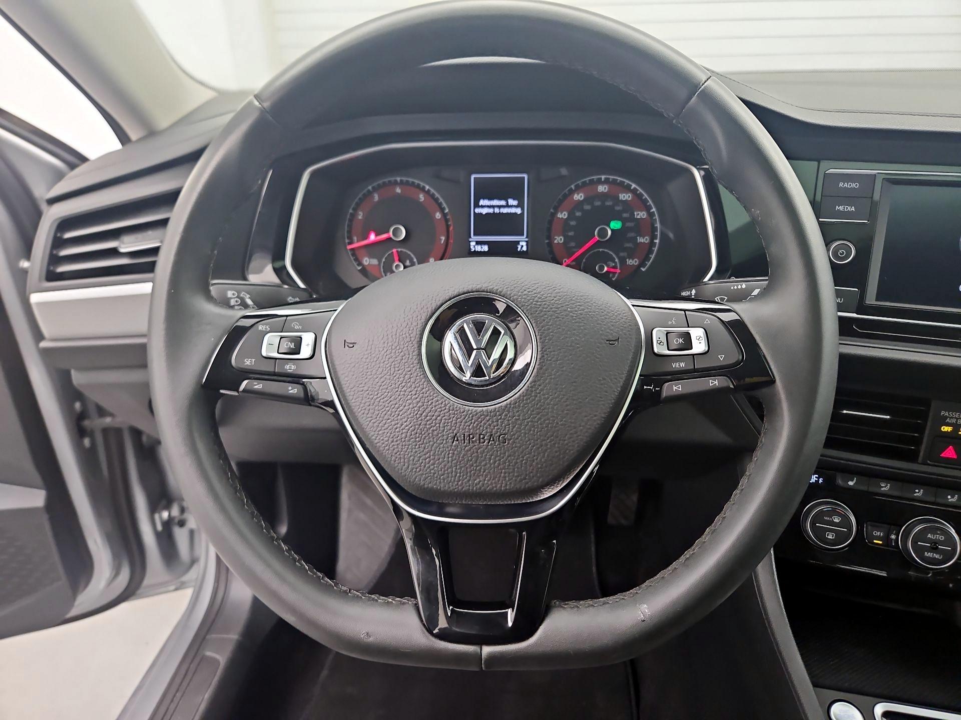 Thumbnail: 2020 Volkswagen Jetta - 10