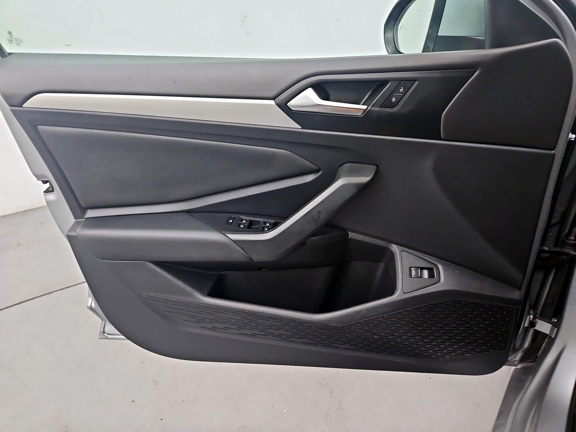 Thumbnail: 2020 Volkswagen Jetta - 12