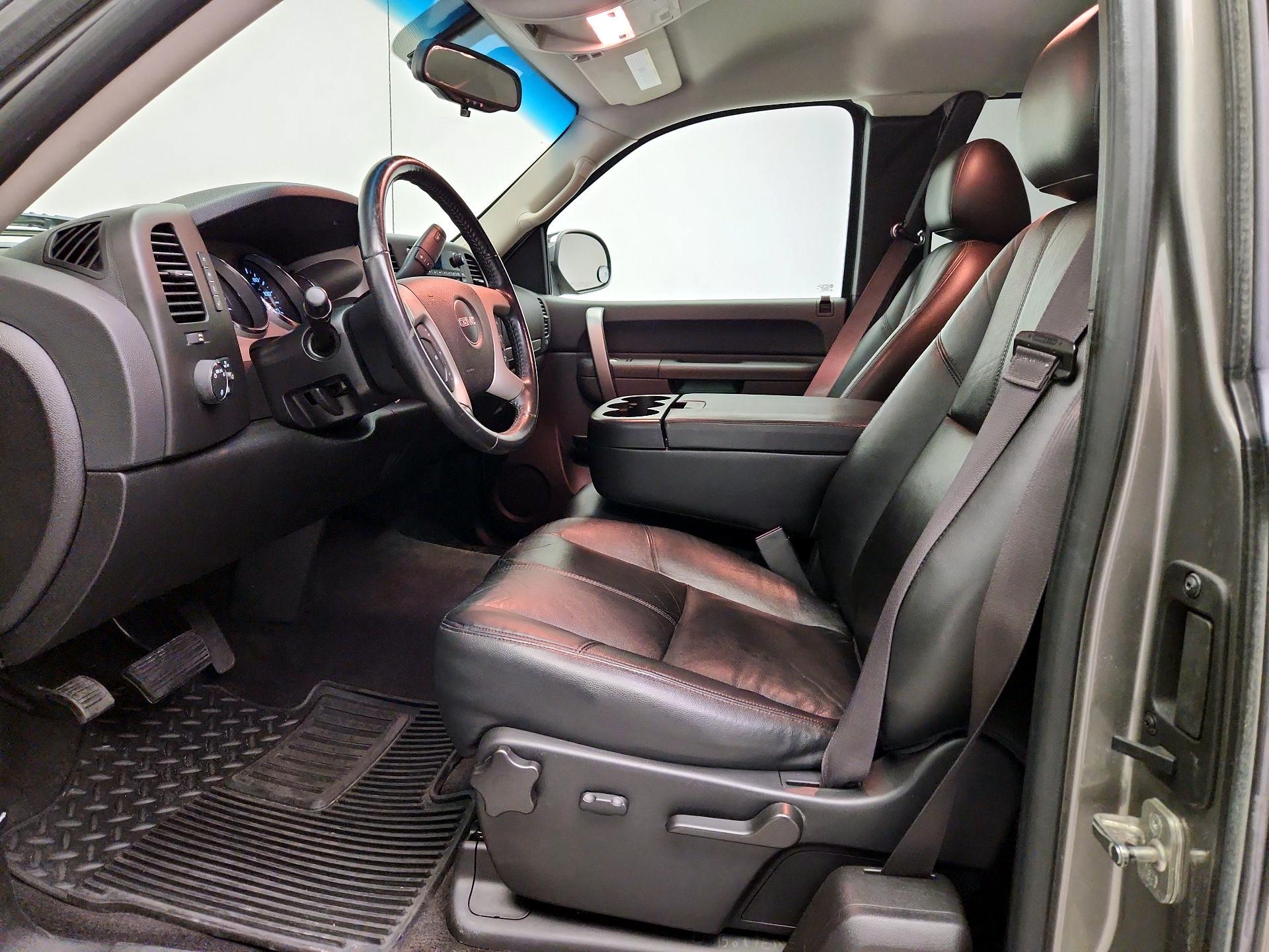 Thumbnail: 2013 GMC Sierra 1500 - 11