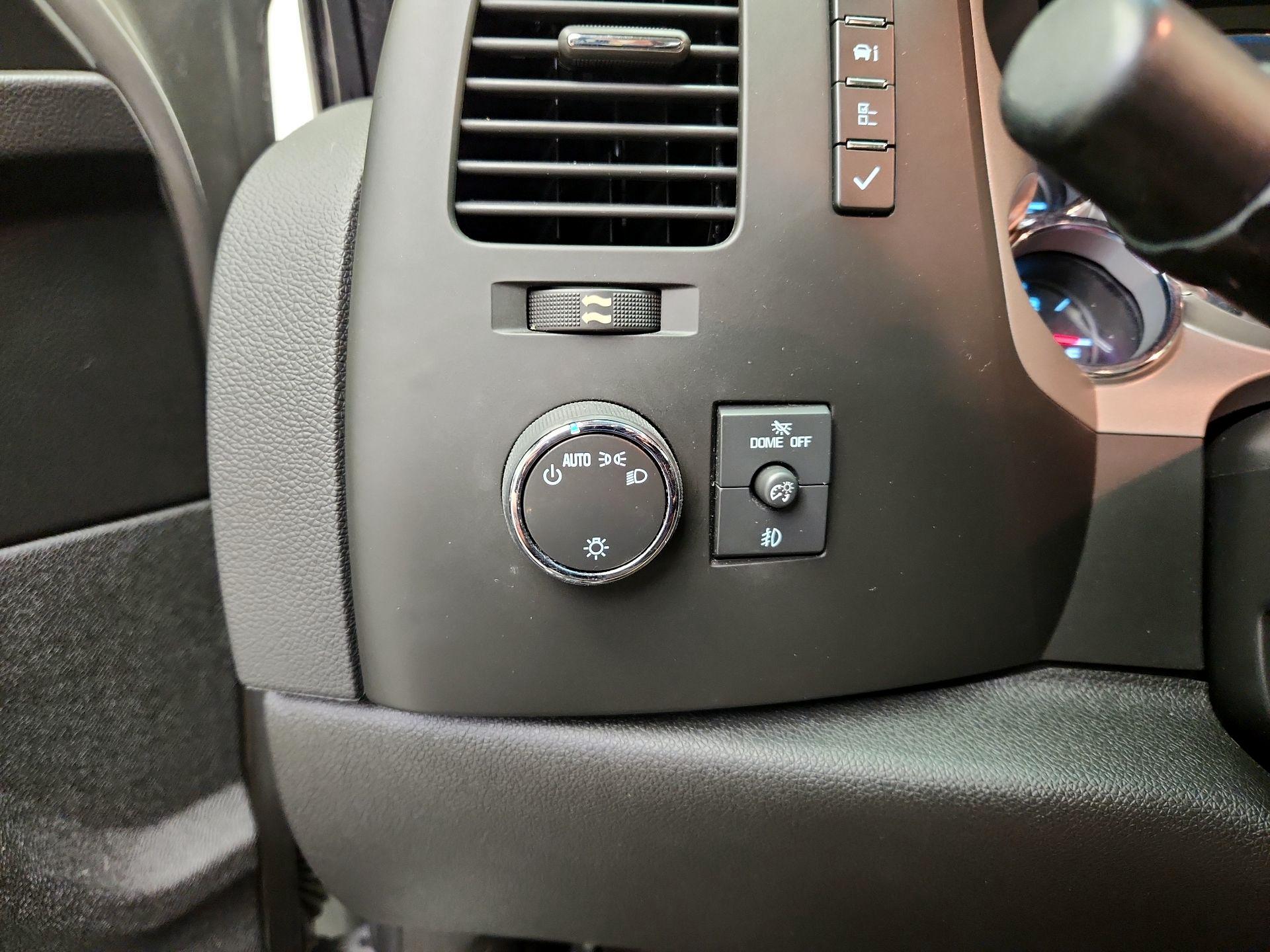 Thumbnail: 2013 GMC Sierra 1500 - 13