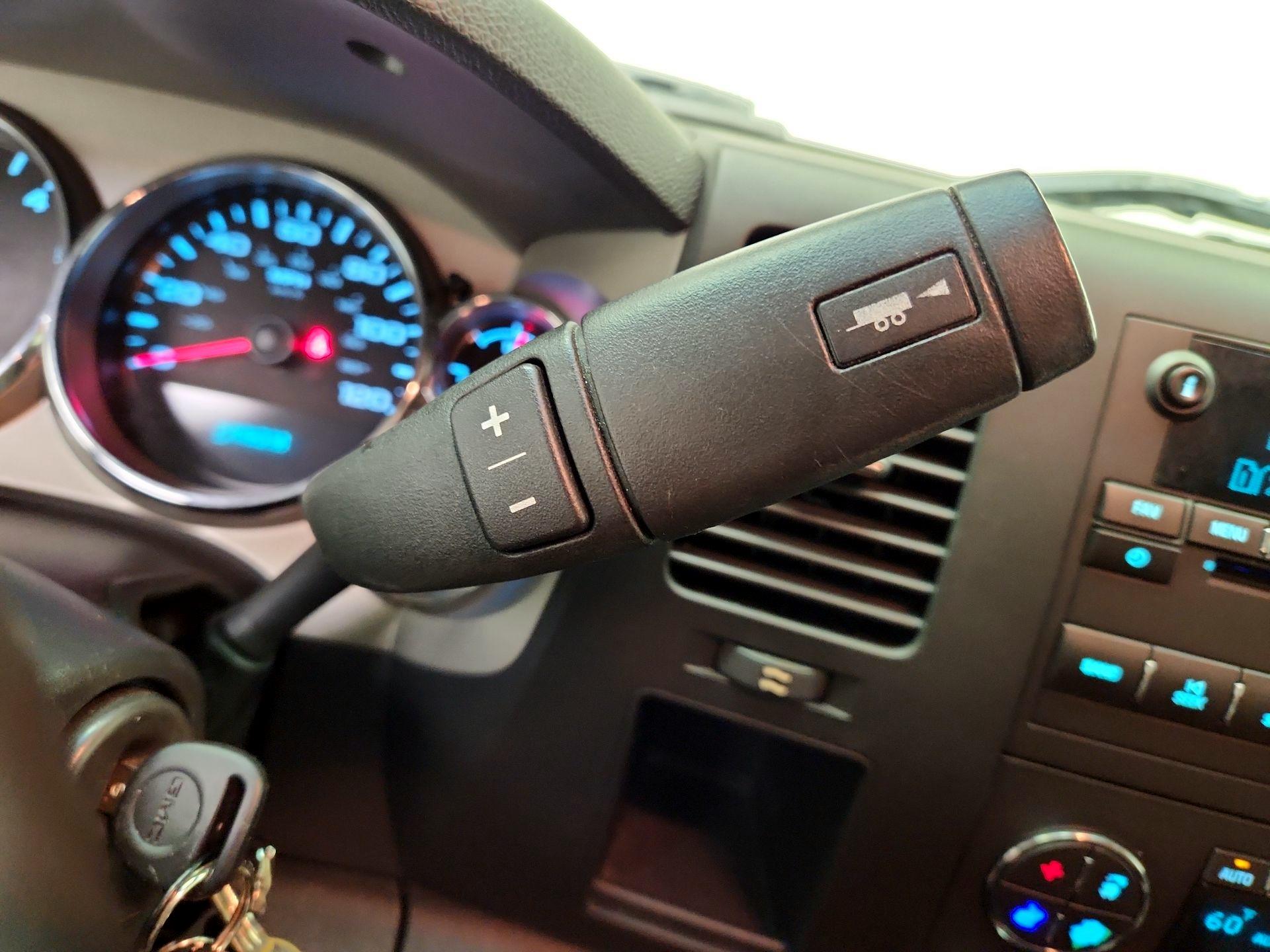 Thumbnail: 2013 GMC Sierra 1500 - 16