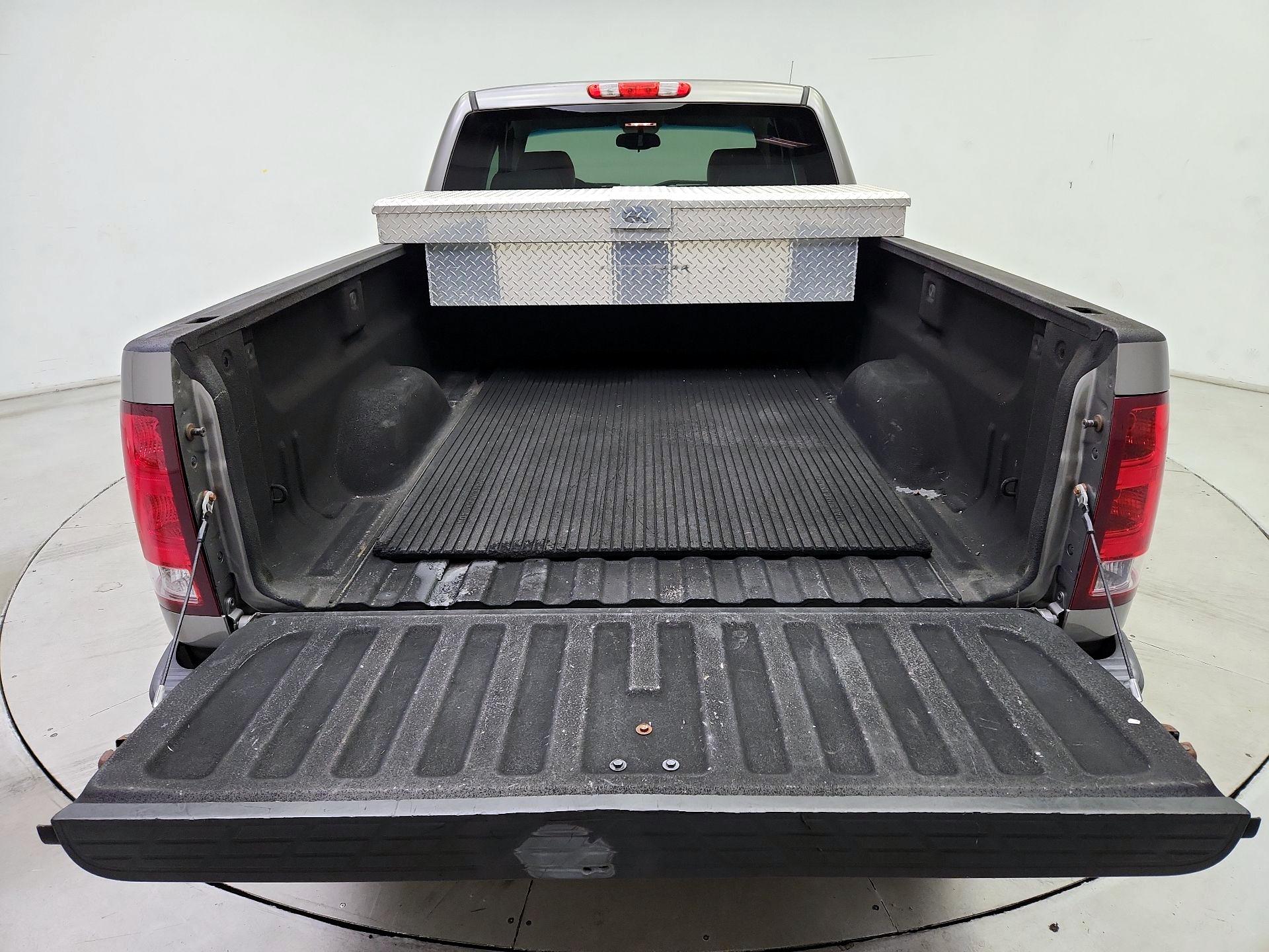 Thumbnail: 2013 GMC Sierra 1500 - 19
