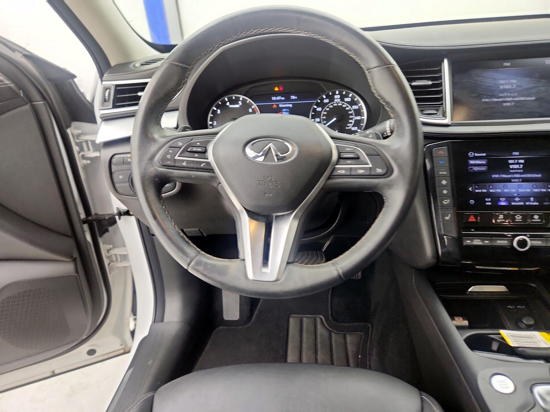 Thumbnail: 2020 INFINITI QX50 - 10
