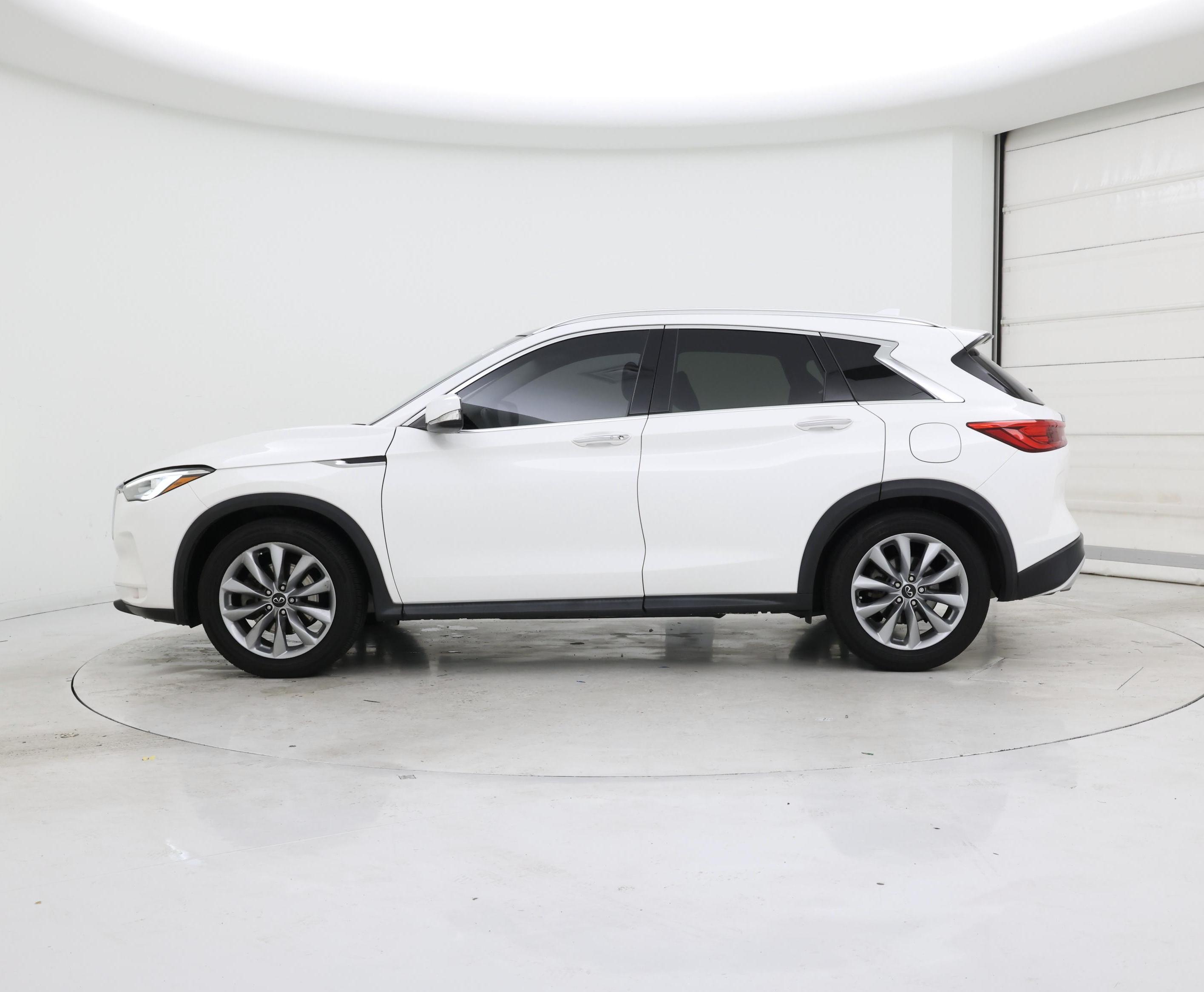 Thumbnail: 2020 INFINITI QX50 - 3