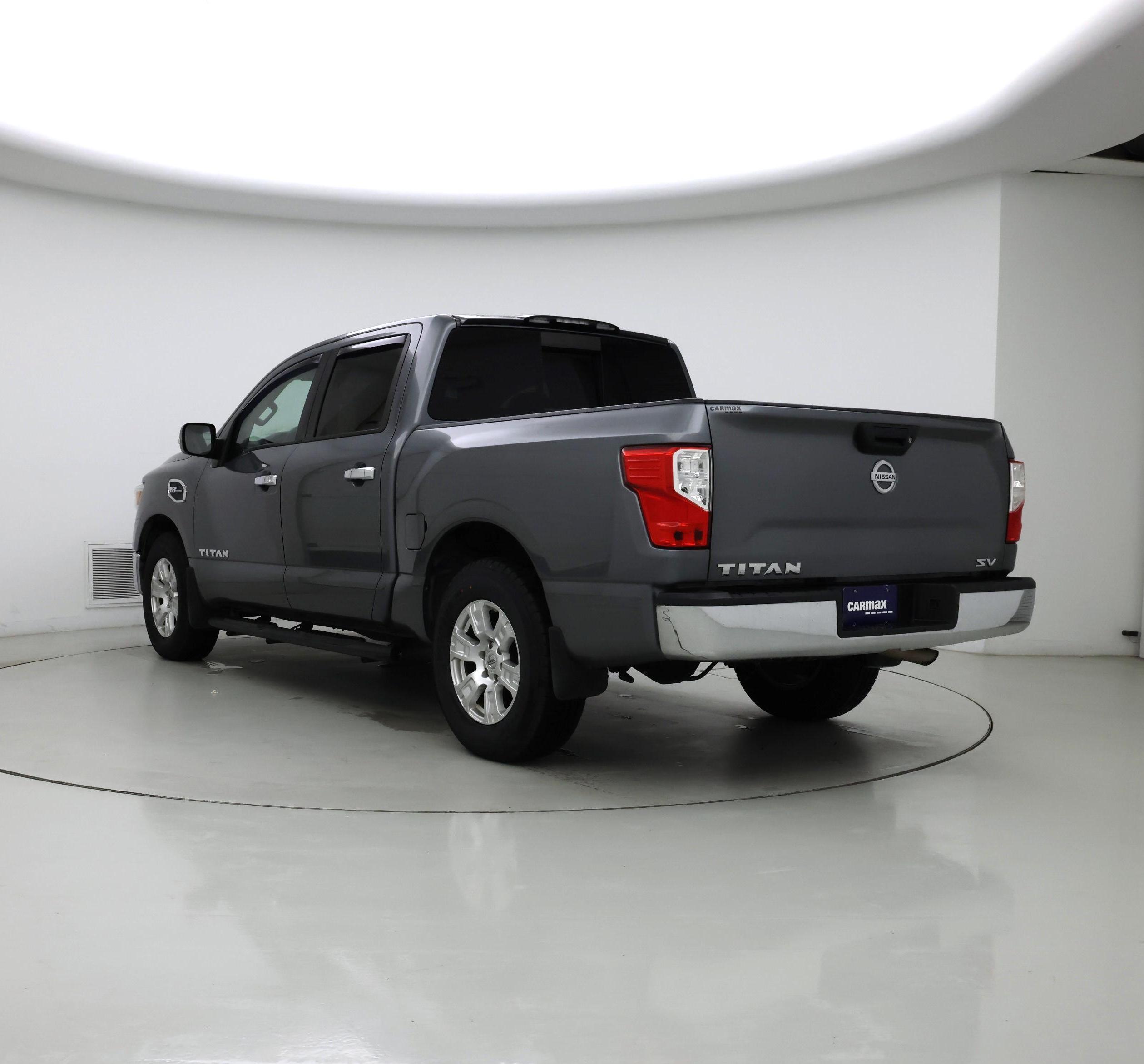 Thumbnail: 2017 Nissan Titan - 2