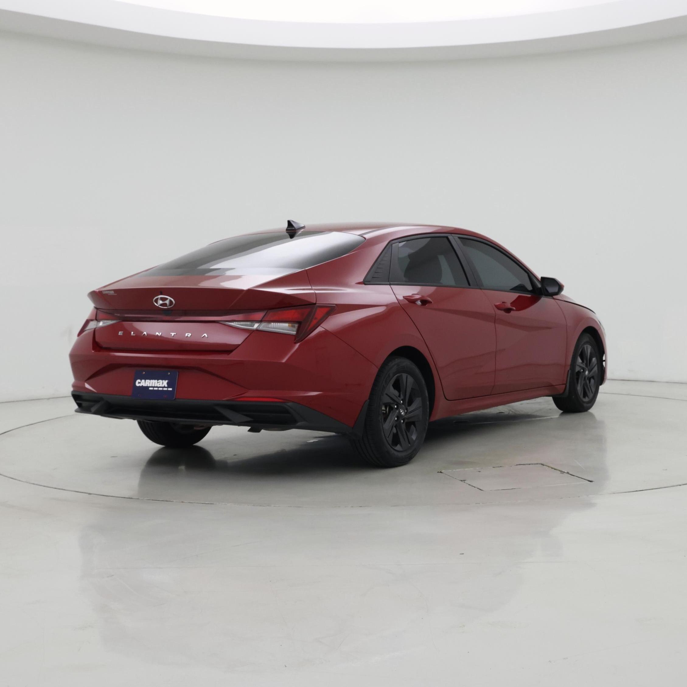 Thumbnail: 2023 Hyundai Elantra - 8