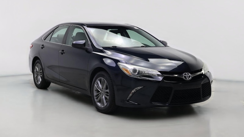 2016 Toyota Camry SE Hero Image