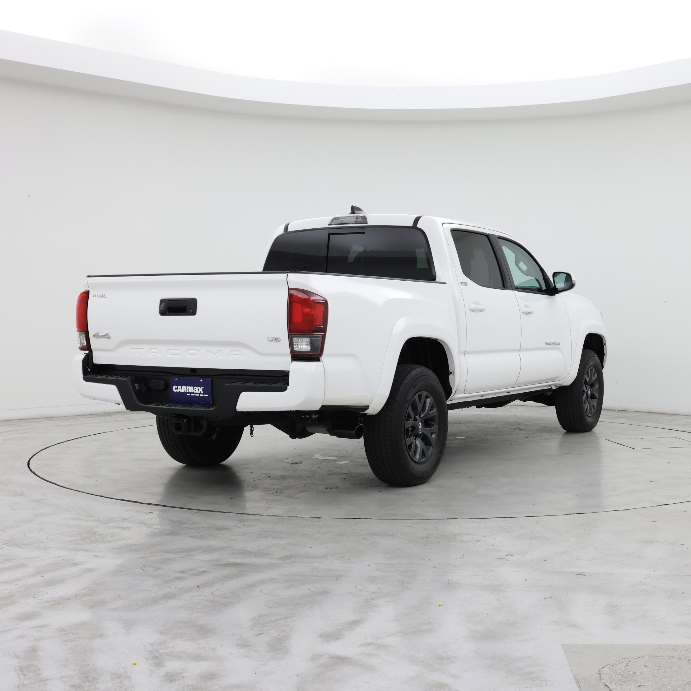 Thumbnail: 2023 Toyota Tacoma - 8
