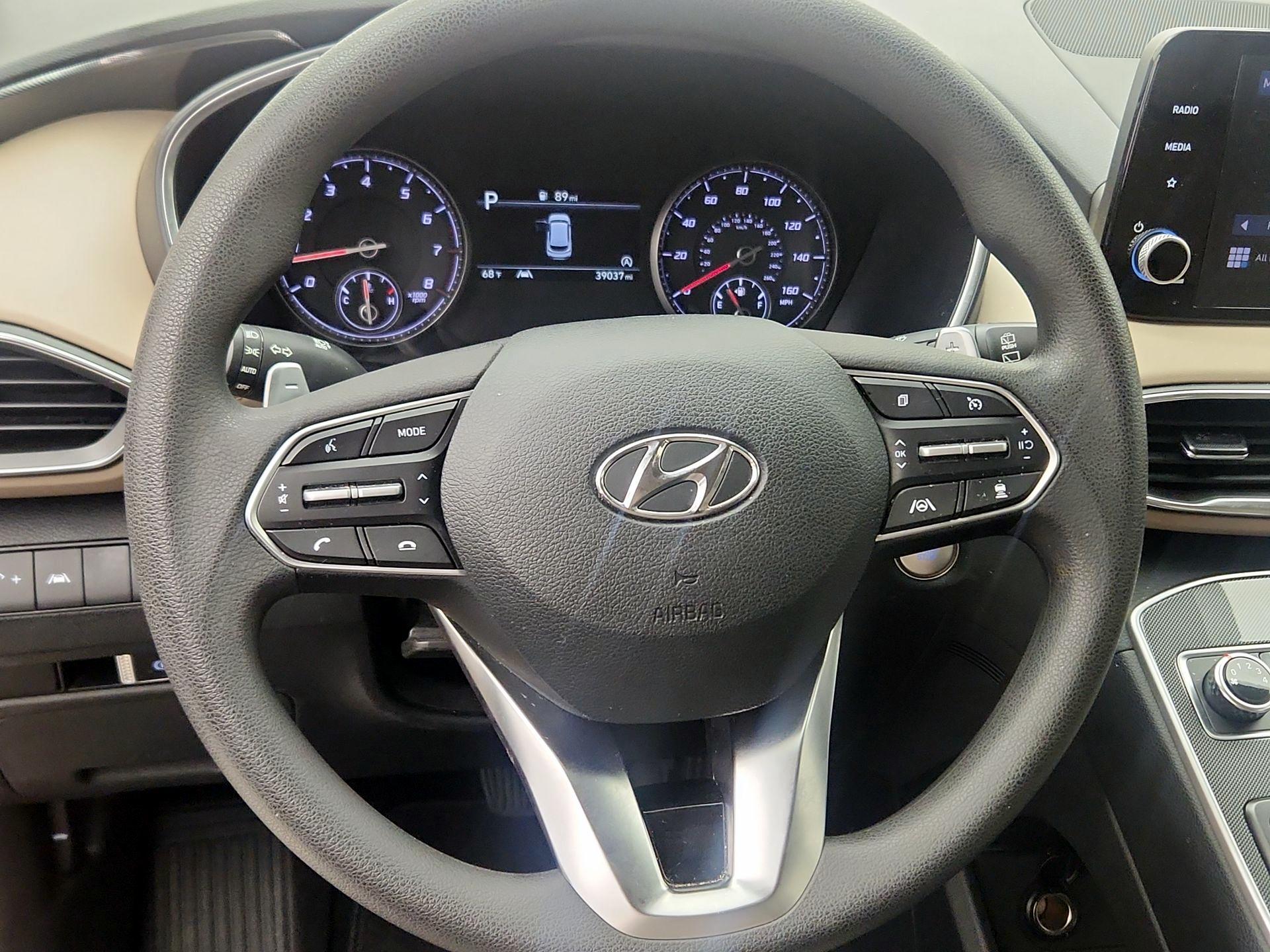 Thumbnail: 2022 Hyundai Santa Fe - 10