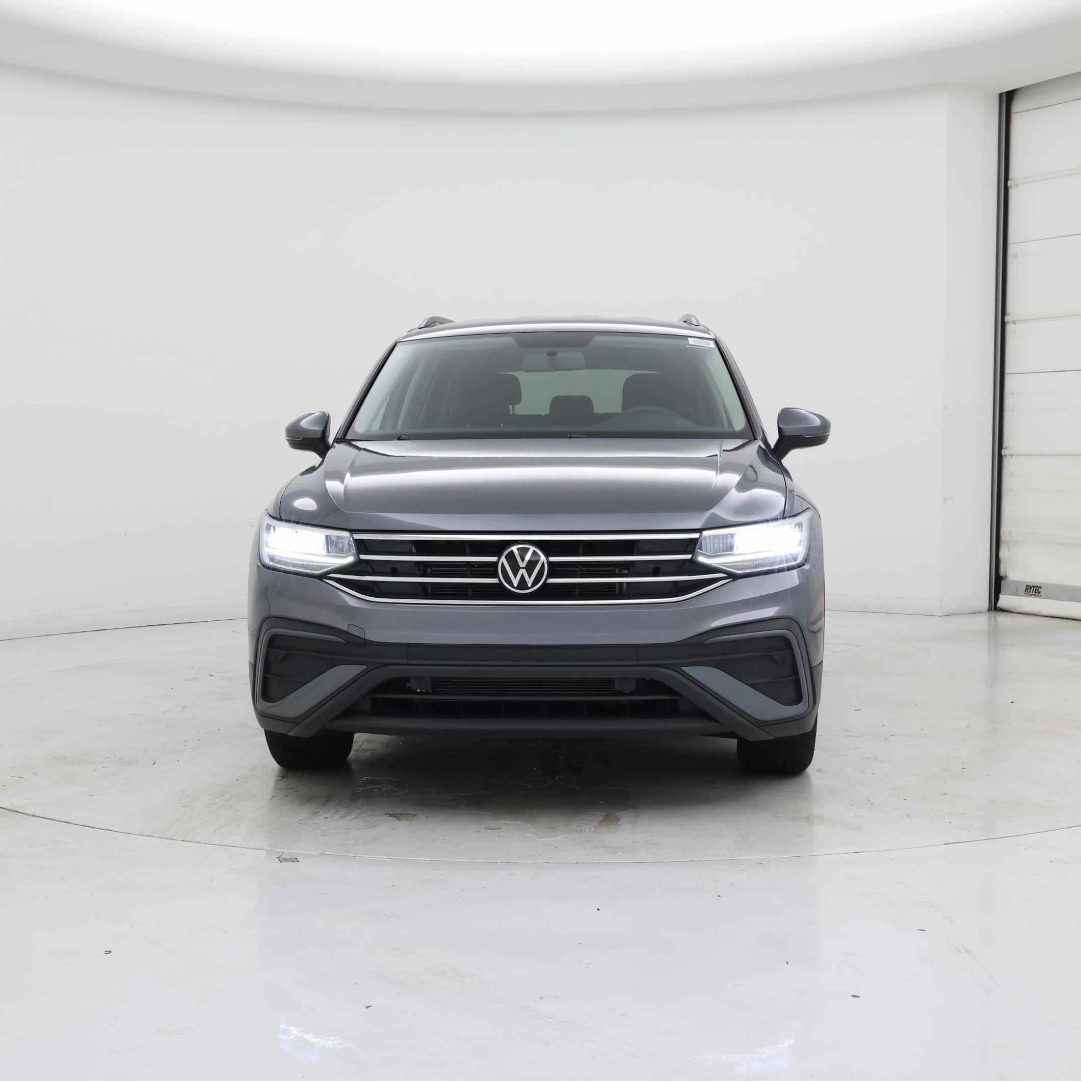 Thumbnail: 2022 Volkswagen Tiguan - 5