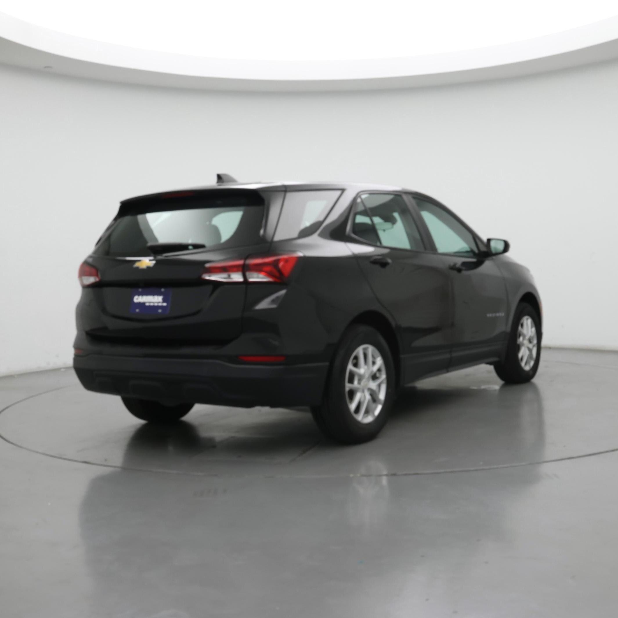 Thumbnail: 2023 Chevrolet Equinox - 8