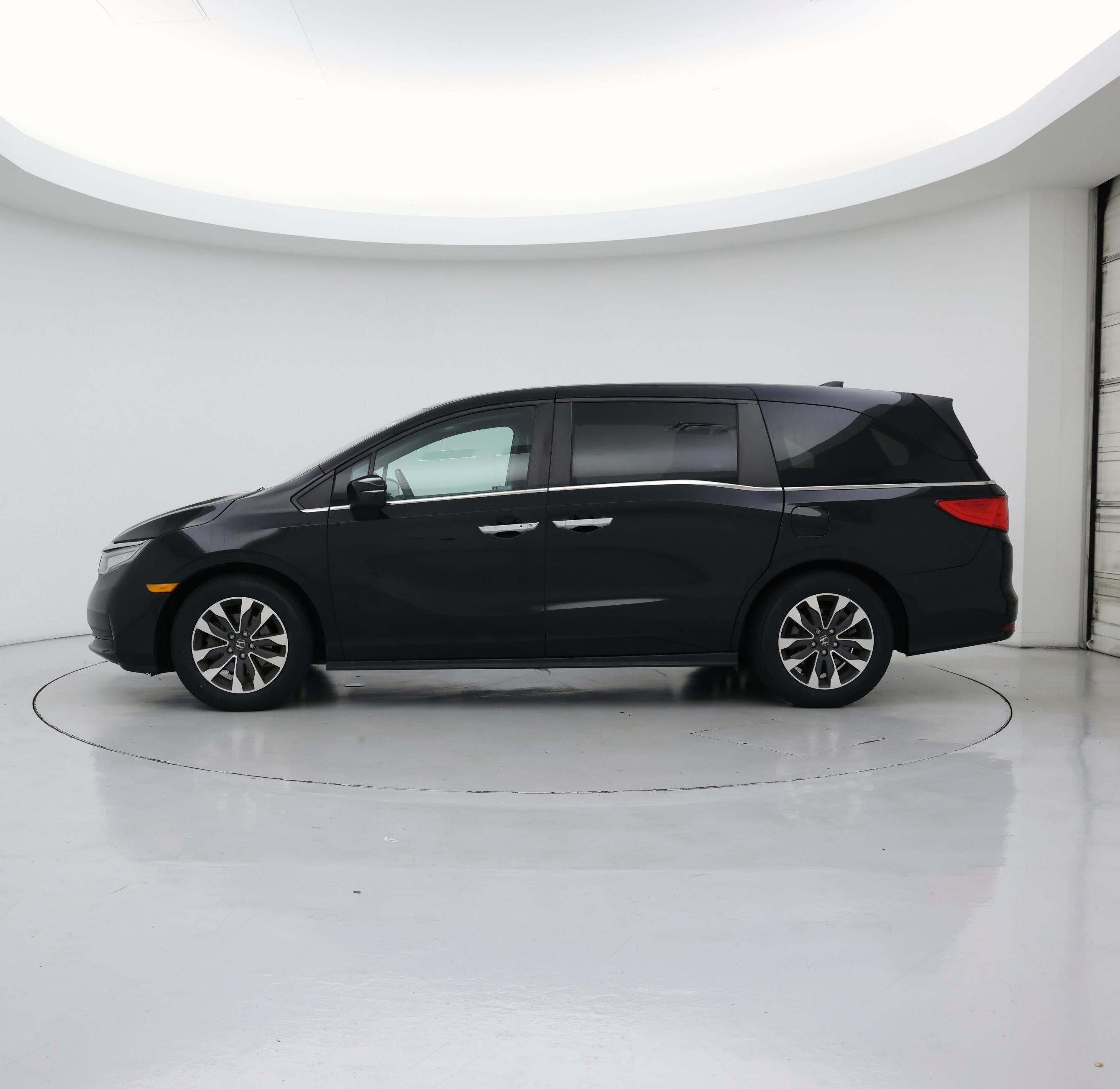 Thumbnail: 2022 Honda Odyssey - 3