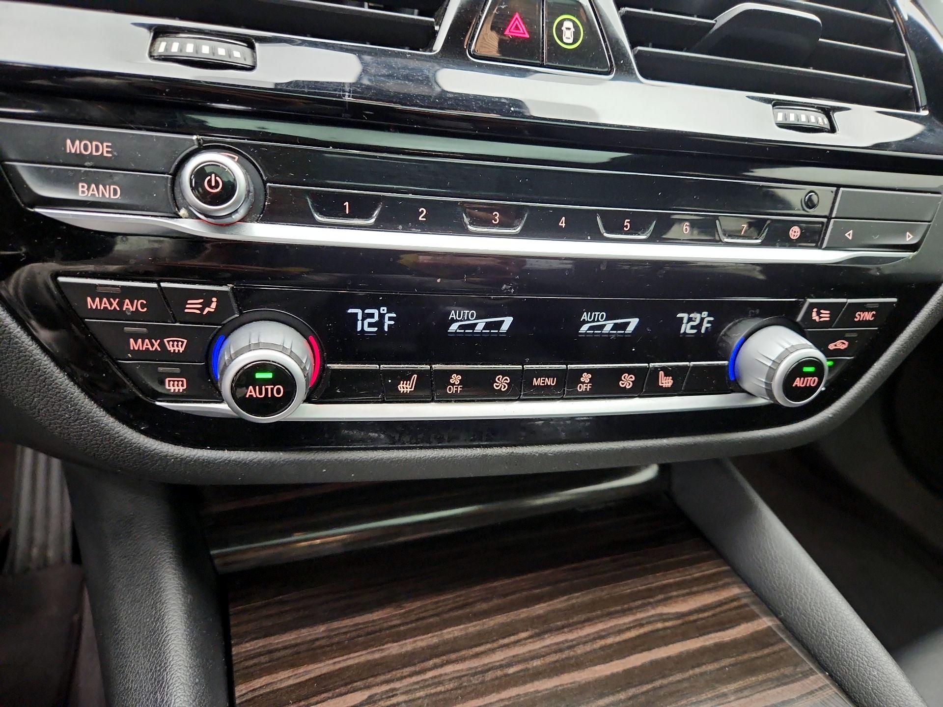 Thumbnail: 2020 BMW 5 Series - 16