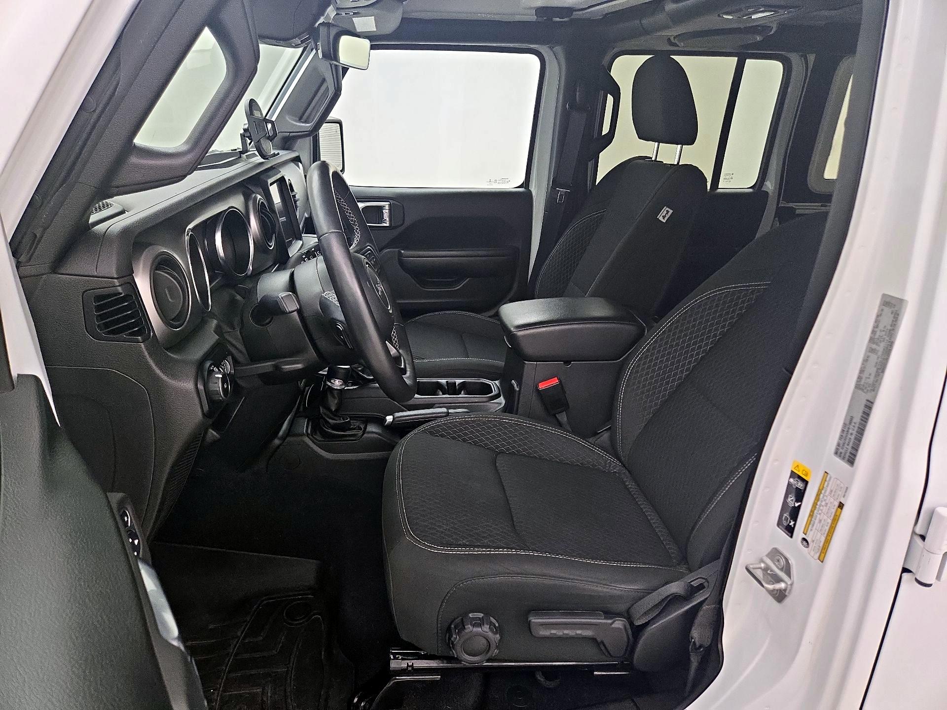 Thumbnail: 2021 Jeep Wrangler - 11